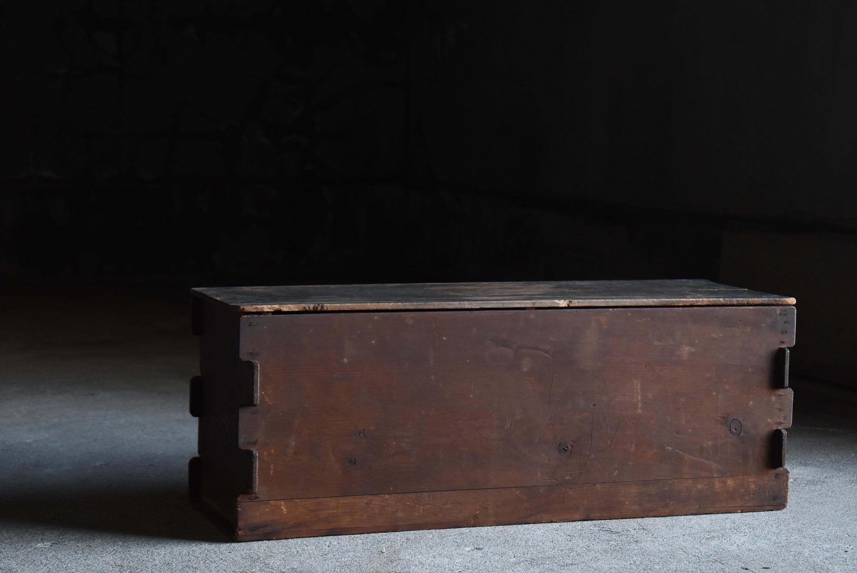 Woodwork Japanese Antique Wooden Box 1860s-1920s / Sofa Table Storage Box Wabisabi For Sale