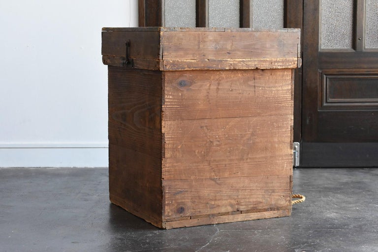 Japanese Antique Wooden Box / Backpack Type / Coffee Table / Square