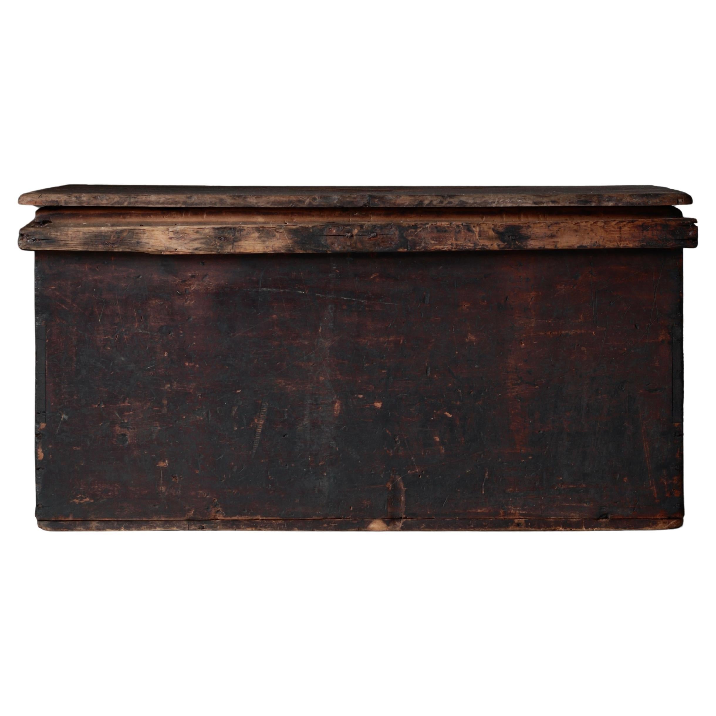 Japanese Antique Wooden Box / Side Table Sofa Table / 1868-1912s Wabi-sabi For Sale