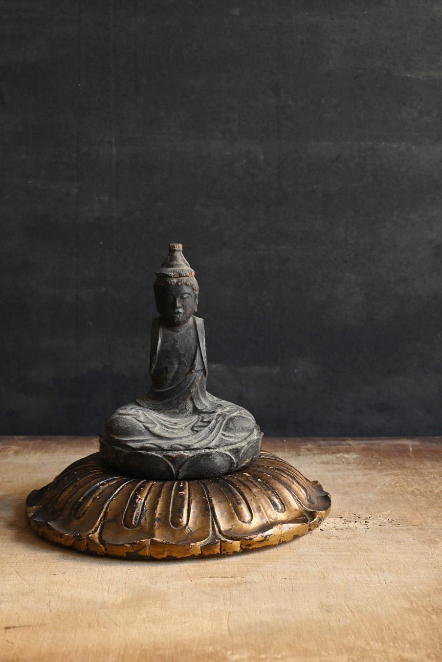 Estatua antigua japonesa de Buda de madera / Periodo Edo / 1600 a 1800 en venta 8
