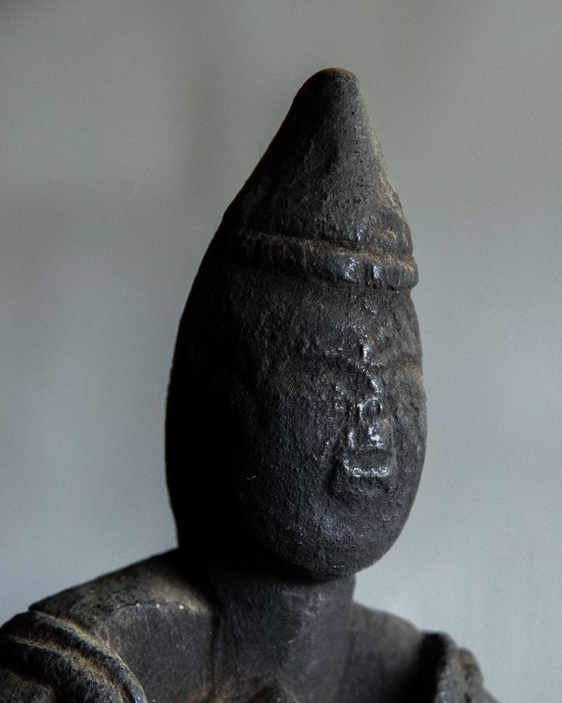 Figure bouddhiste japonaise ancienne en bois, période Edo '1603-1868' en vente 1