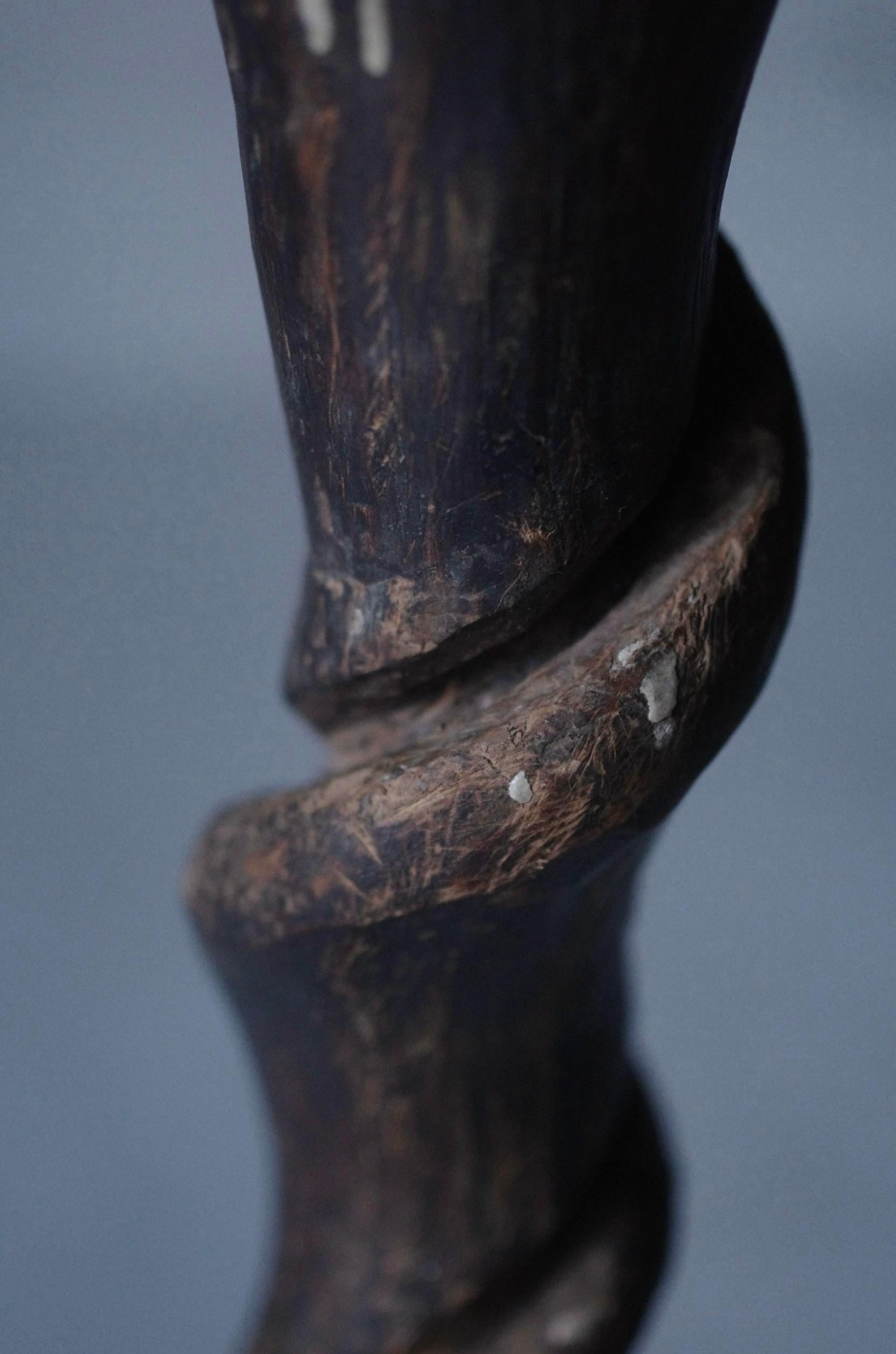 Palo de madera japonés antiguo para velas / Objeto de arte popular / 1868-1912s / WabiSabi en venta 6