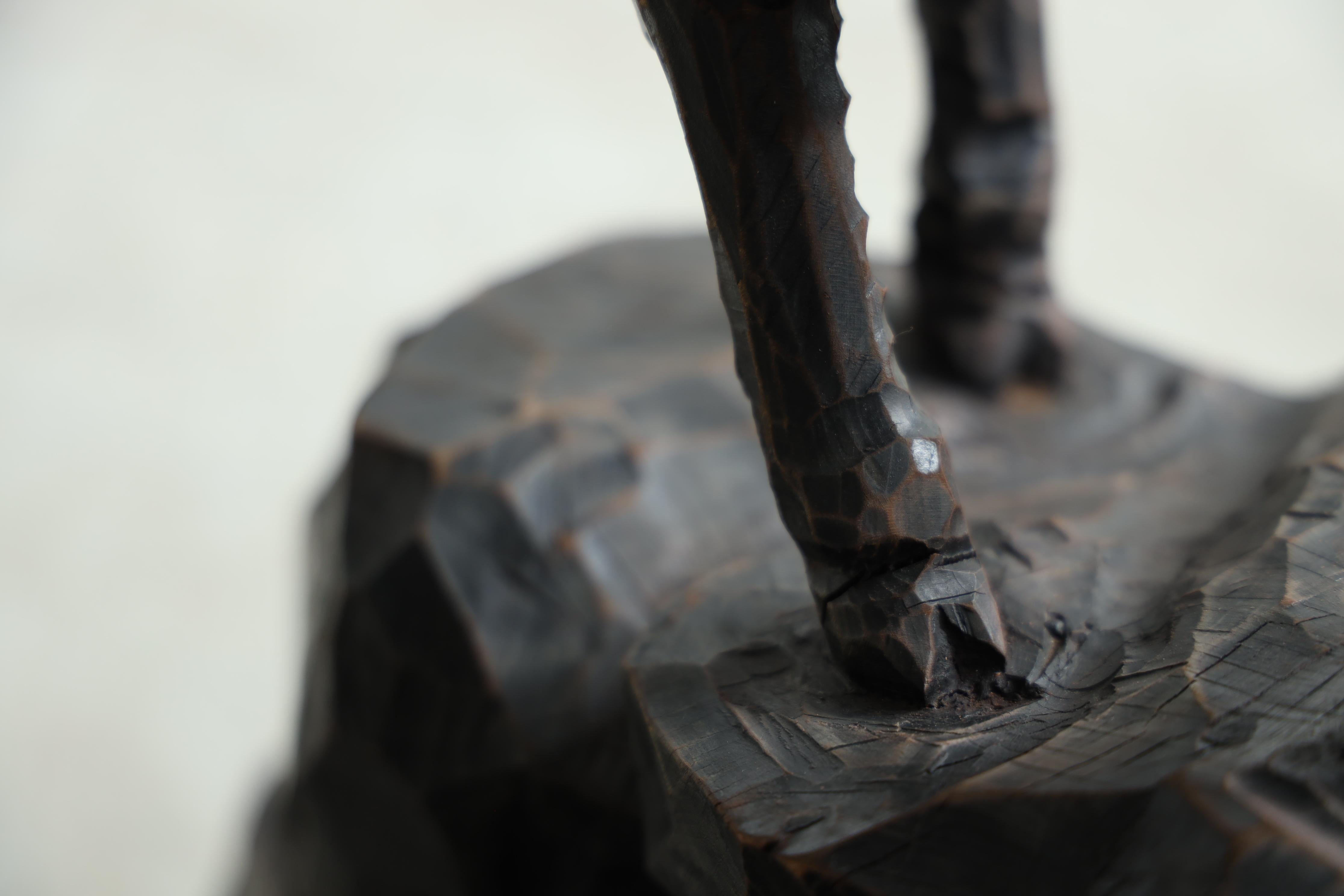 Japanese Antique Wooden  Carved Deer figurine For Sale 3