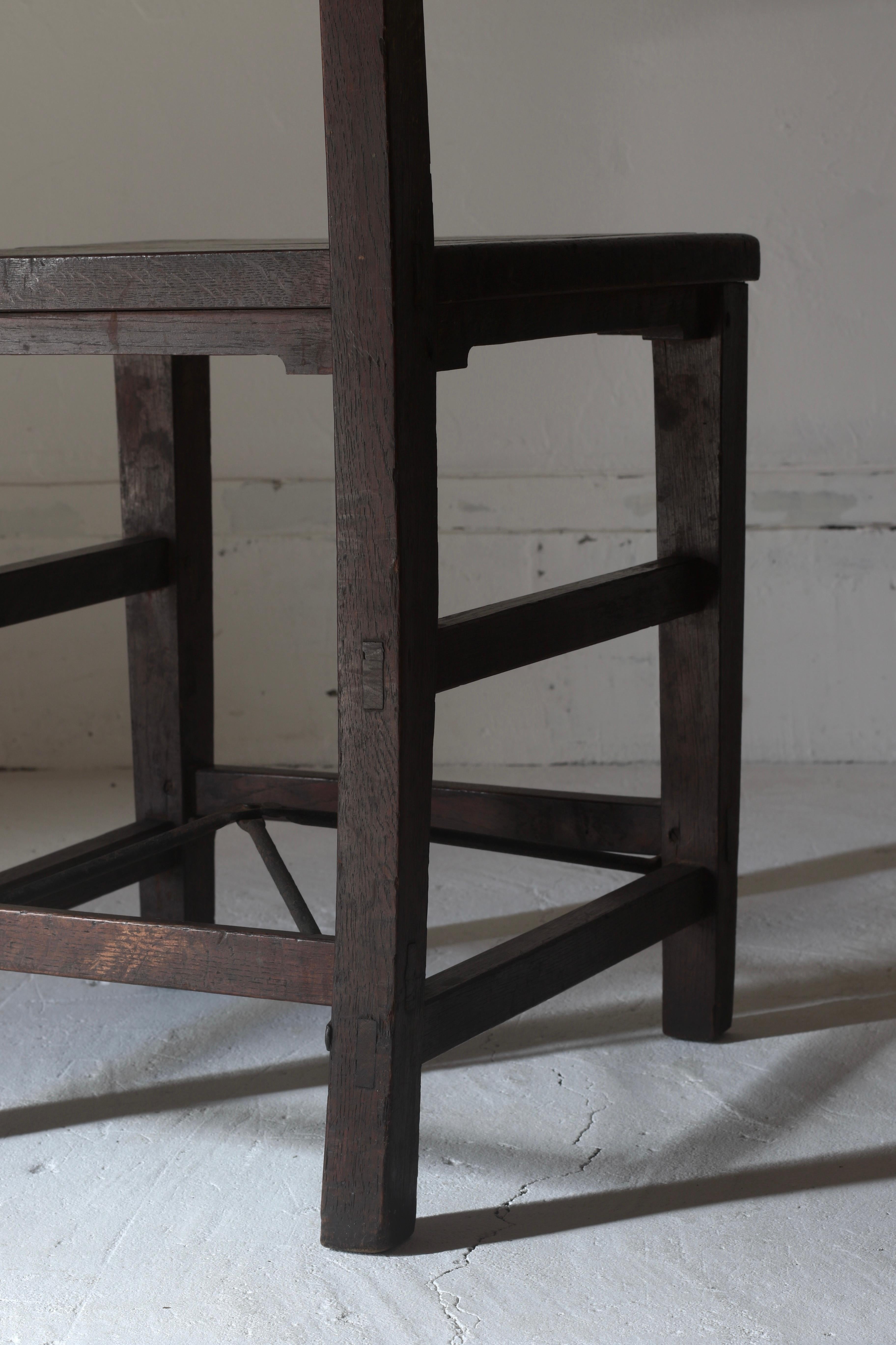 Japanese Antique Wooden Chair / 1912s-1926s / Japandi For Sale 2