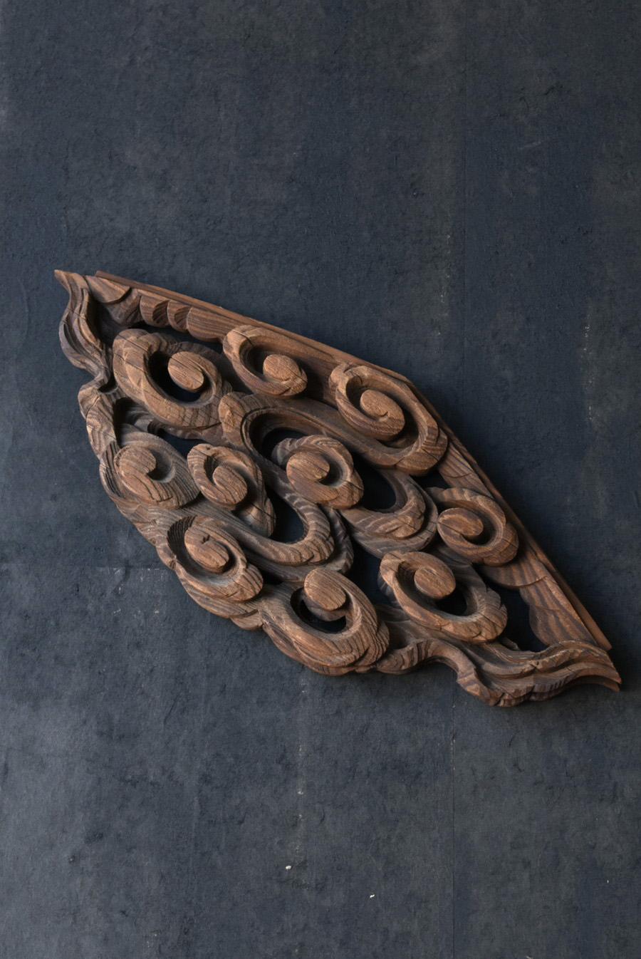 Cypress Japanese Antique Wooden Cloud Sculpture/Wall Hanging Decoration/1700-1860 For Sale