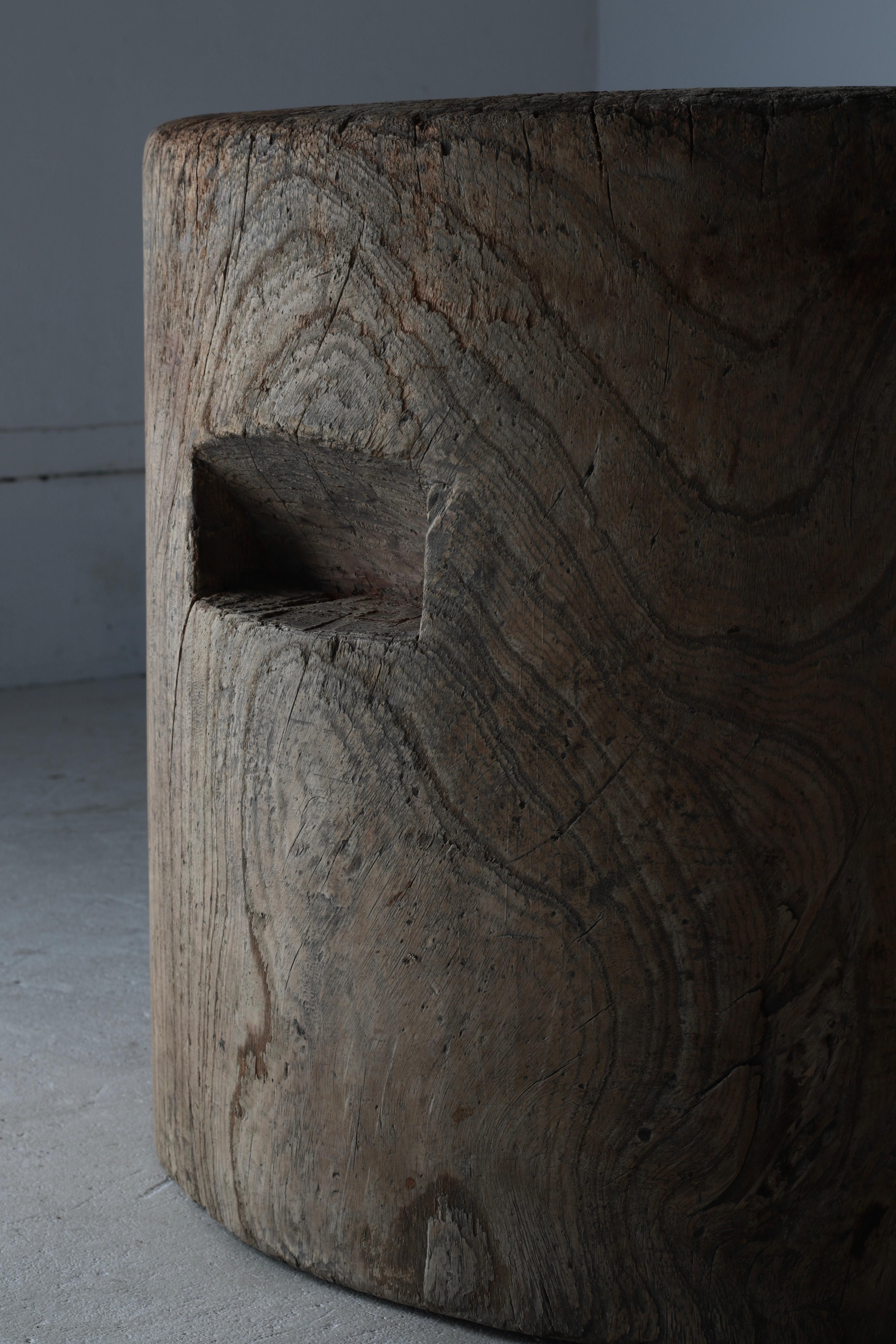 Table basse/ table d'appoint japonaise en bois ancien/ 1868-1912s Wabi-sabi Primitive en vente 1