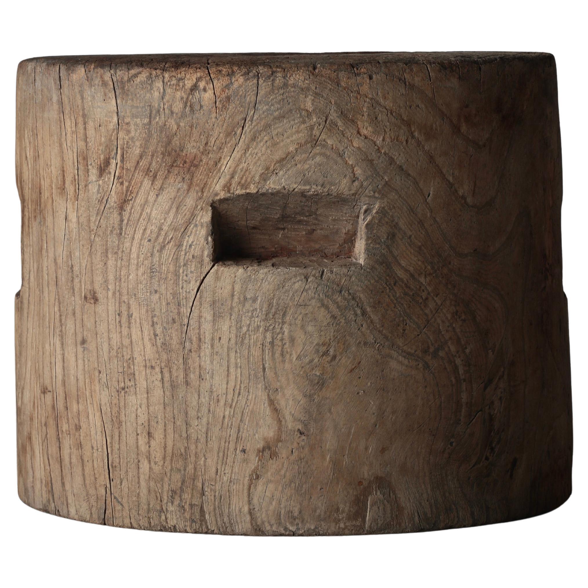 Table basse/ table d'appoint japonaise en bois ancien/ 1868-1912s Wabi-sabi Primitive