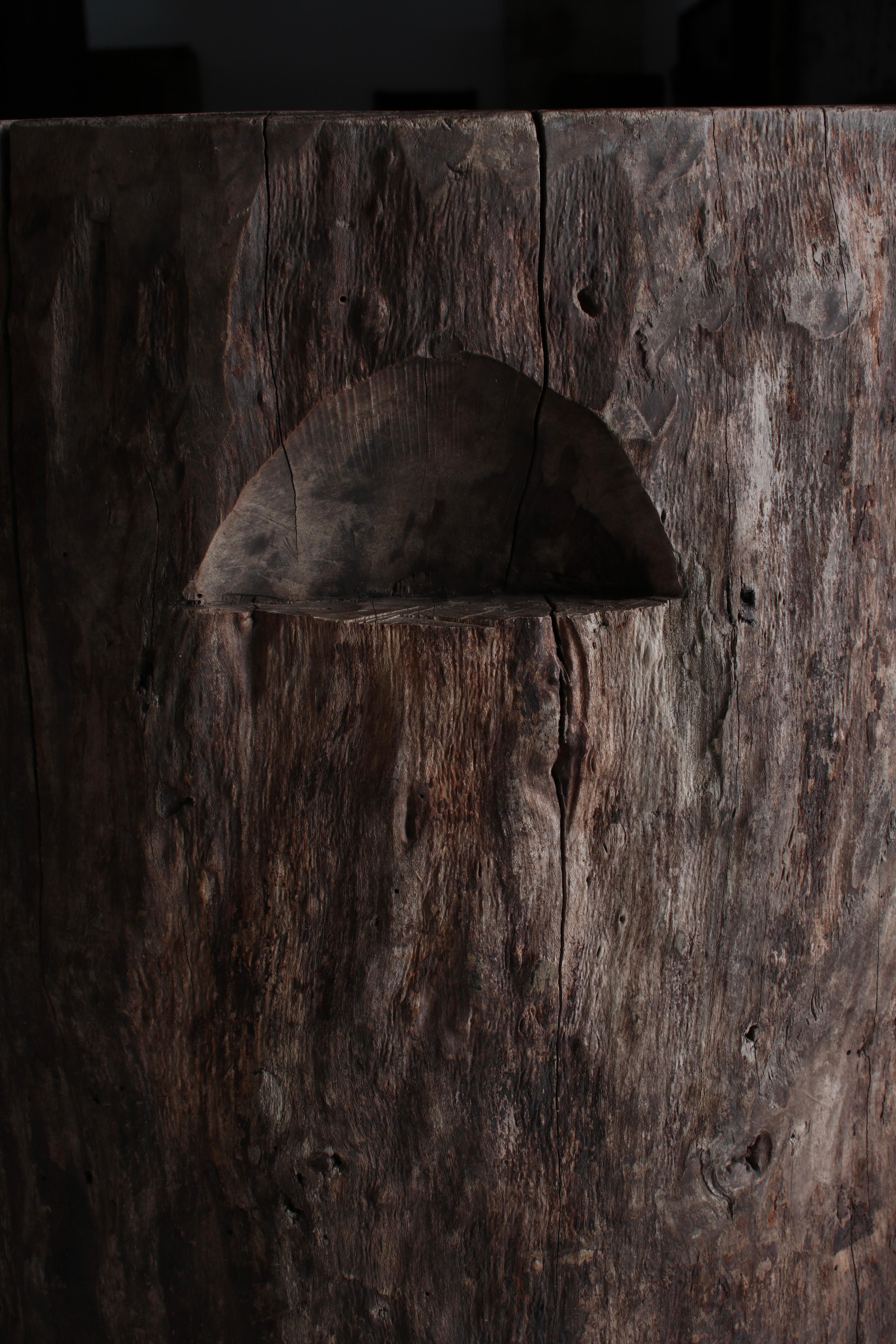 Antiker japanischer antiker Holz-Couchtisch / Beistelltisch / Wabi-sabi Rustikaler Couchtisch 8
