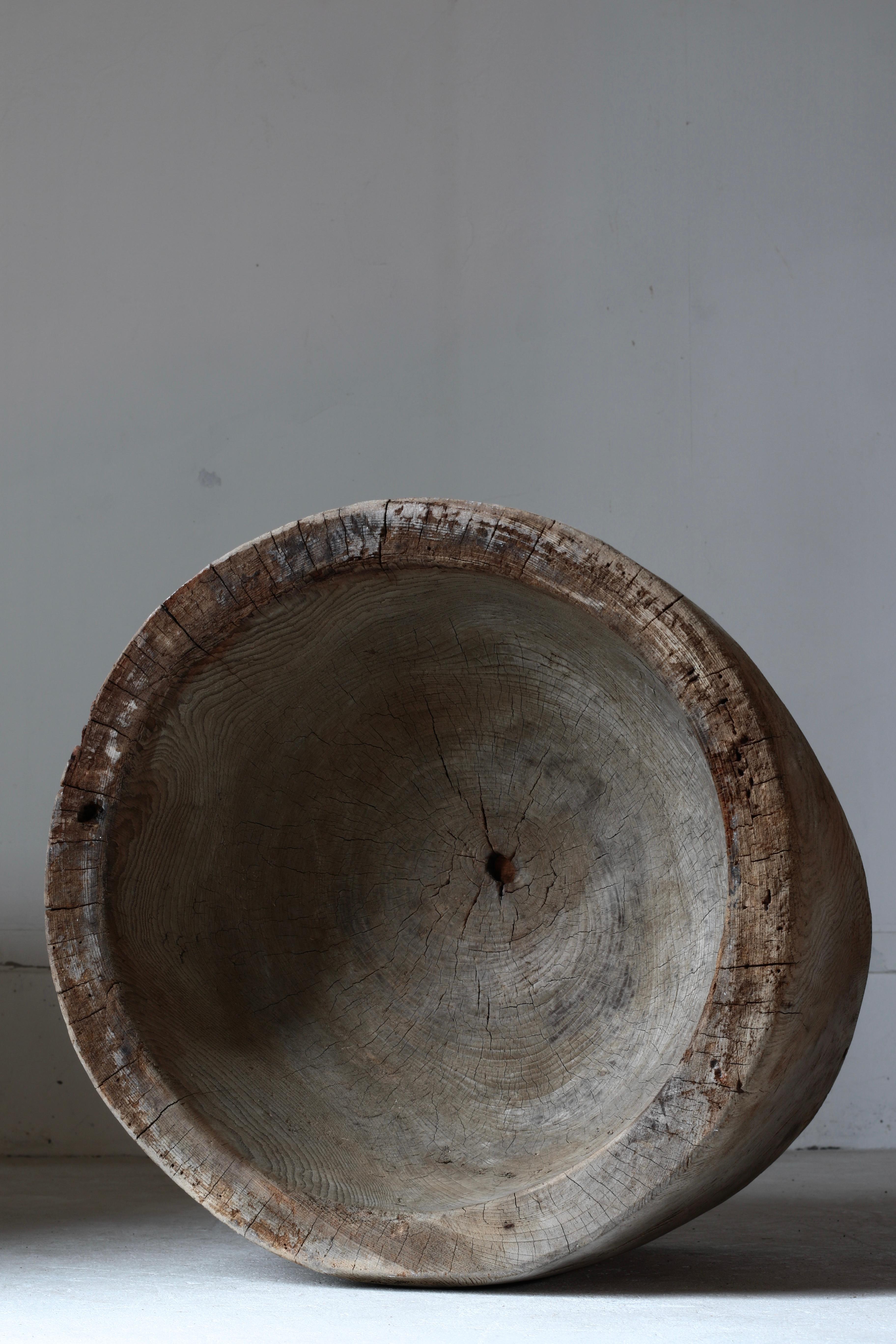 Antiker japanischer antiker Holz-Couchtisch / Beistelltisch/Beistelltisch/ 1868-1912er Jahre Wabi-sabi Primitiv im Angebot 10