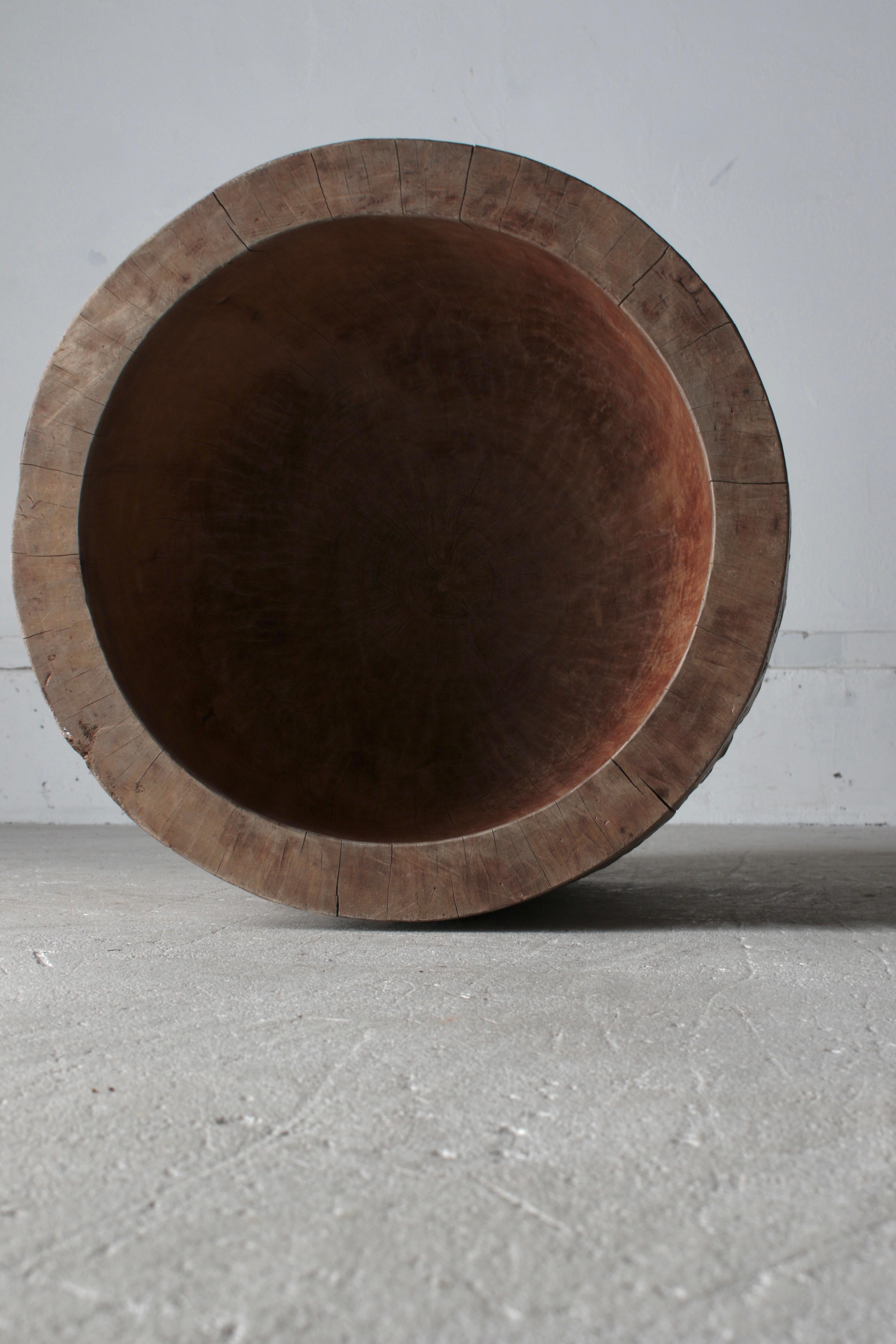 Antiker japanischer antiker Holz-Couchtisch / Beistelltisch / Wabi-sabi Rustikaler Couchtisch 3