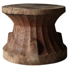 Table basse japonaise ancienne / Table d'appoint / Wabi-sabi Primitive