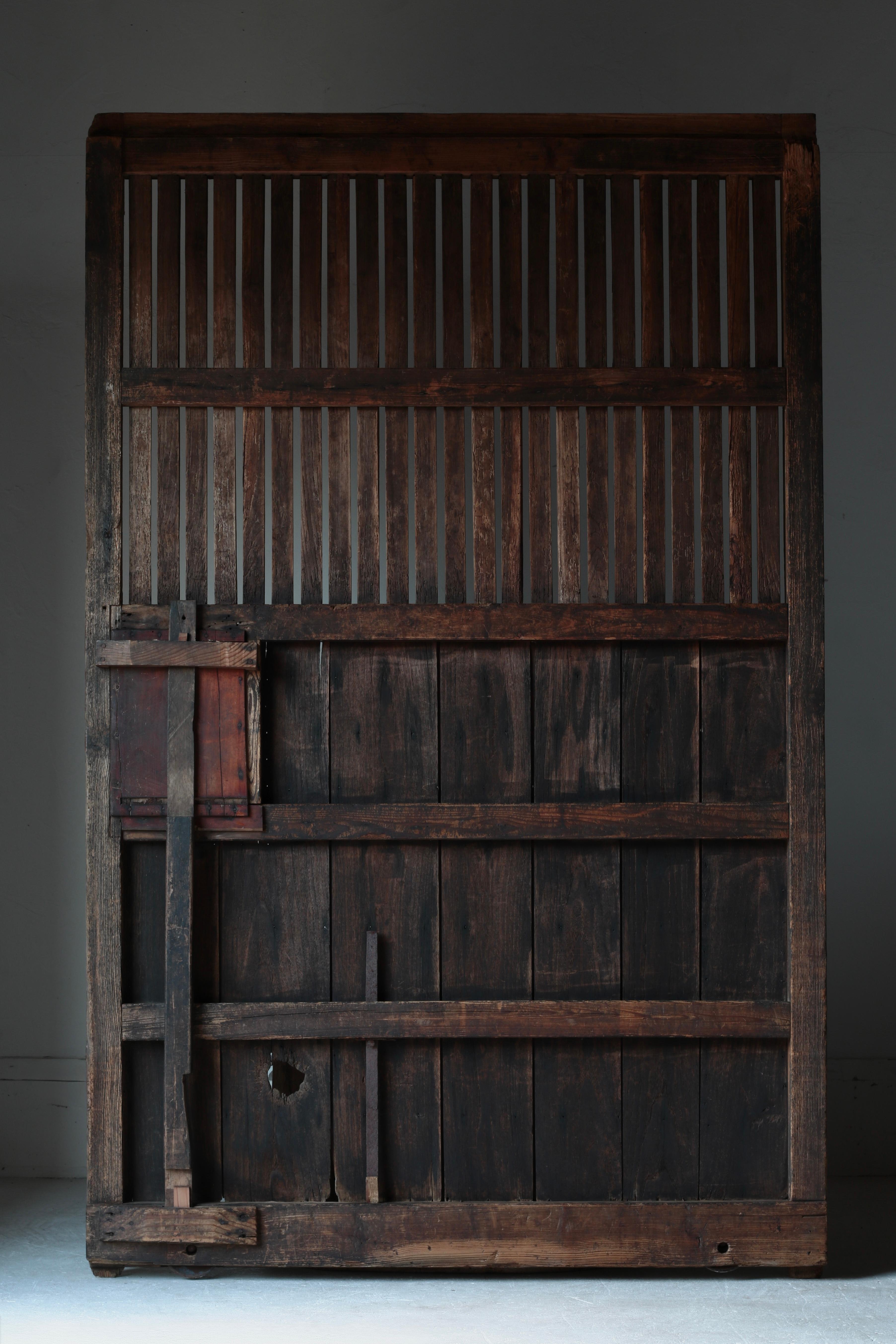 Porte japonaise ancienne en bois / Décoration intérieure / 1868-1912s / Wabi-Sabi en vente 5