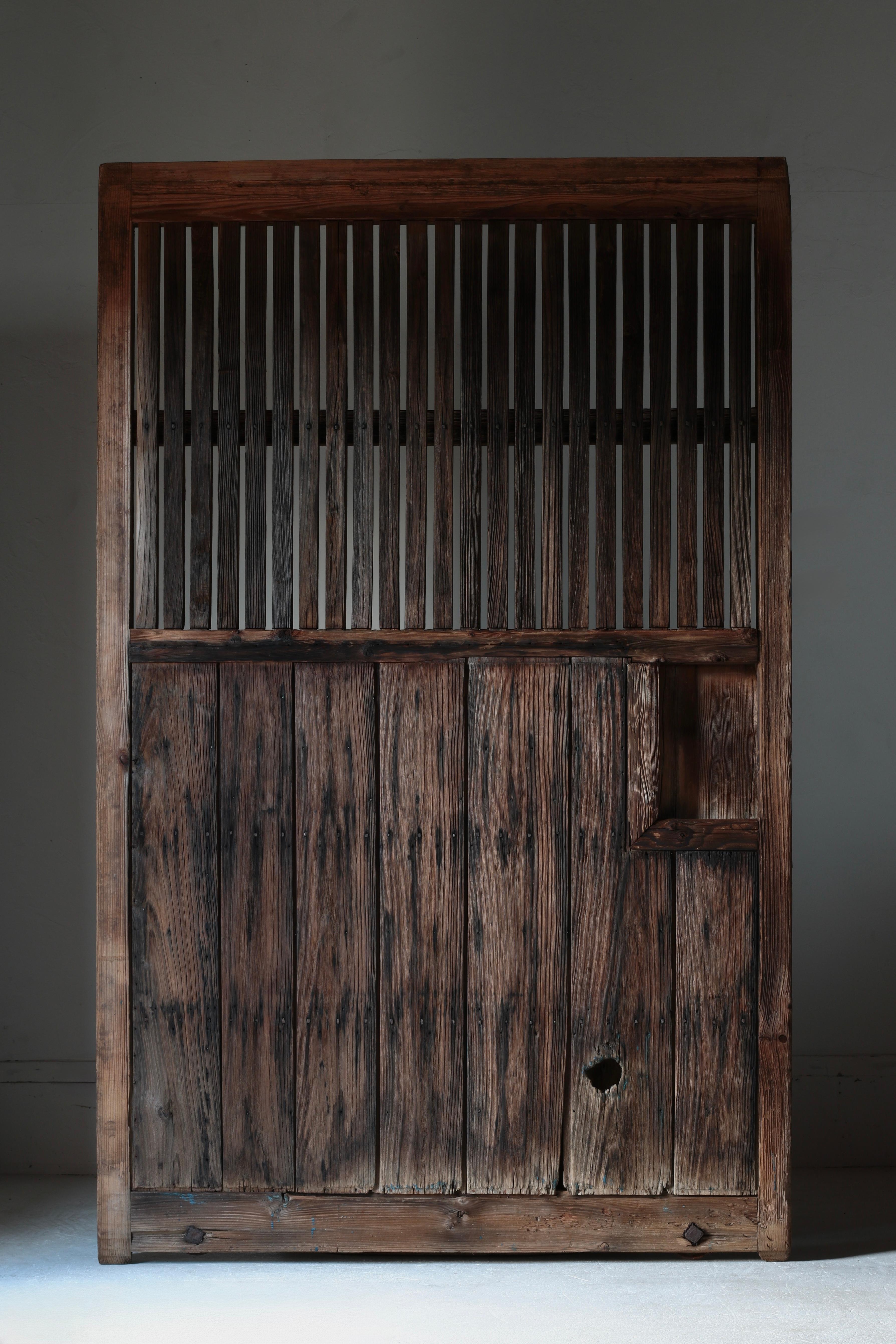 Porte japonaise ancienne en bois / Décoration intérieure / 1868-1912s / Wabi-Sabi en vente 11