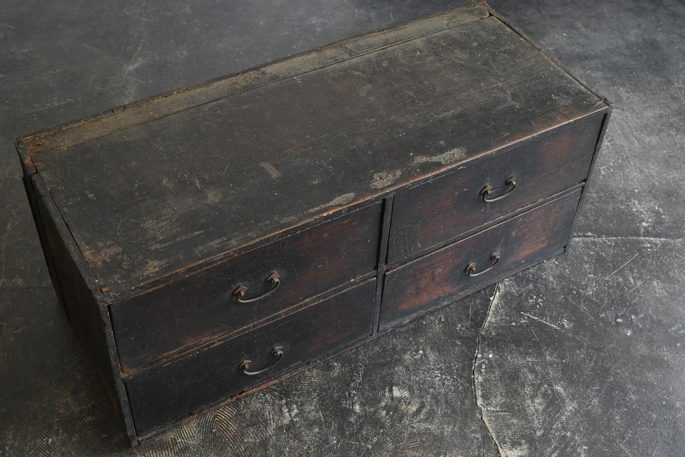 Woodwork Japanese antique wooden drawer/1788/Edo period/Wabi-Sabi furniture For Sale