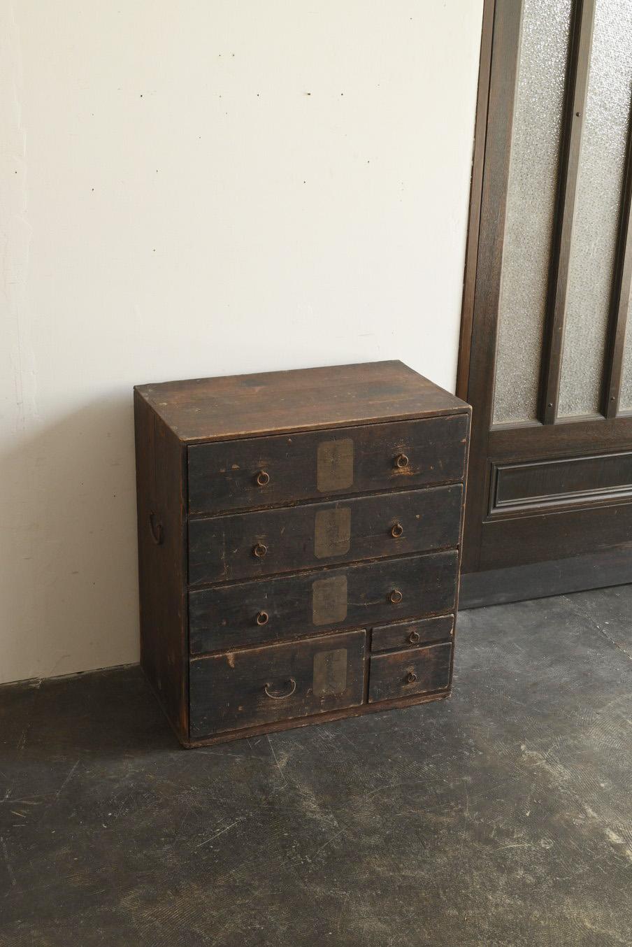 Japanese antique wooden drawer/1868-1920/Wabi-Sabi bedside chest/meiji-taisho For Sale 9