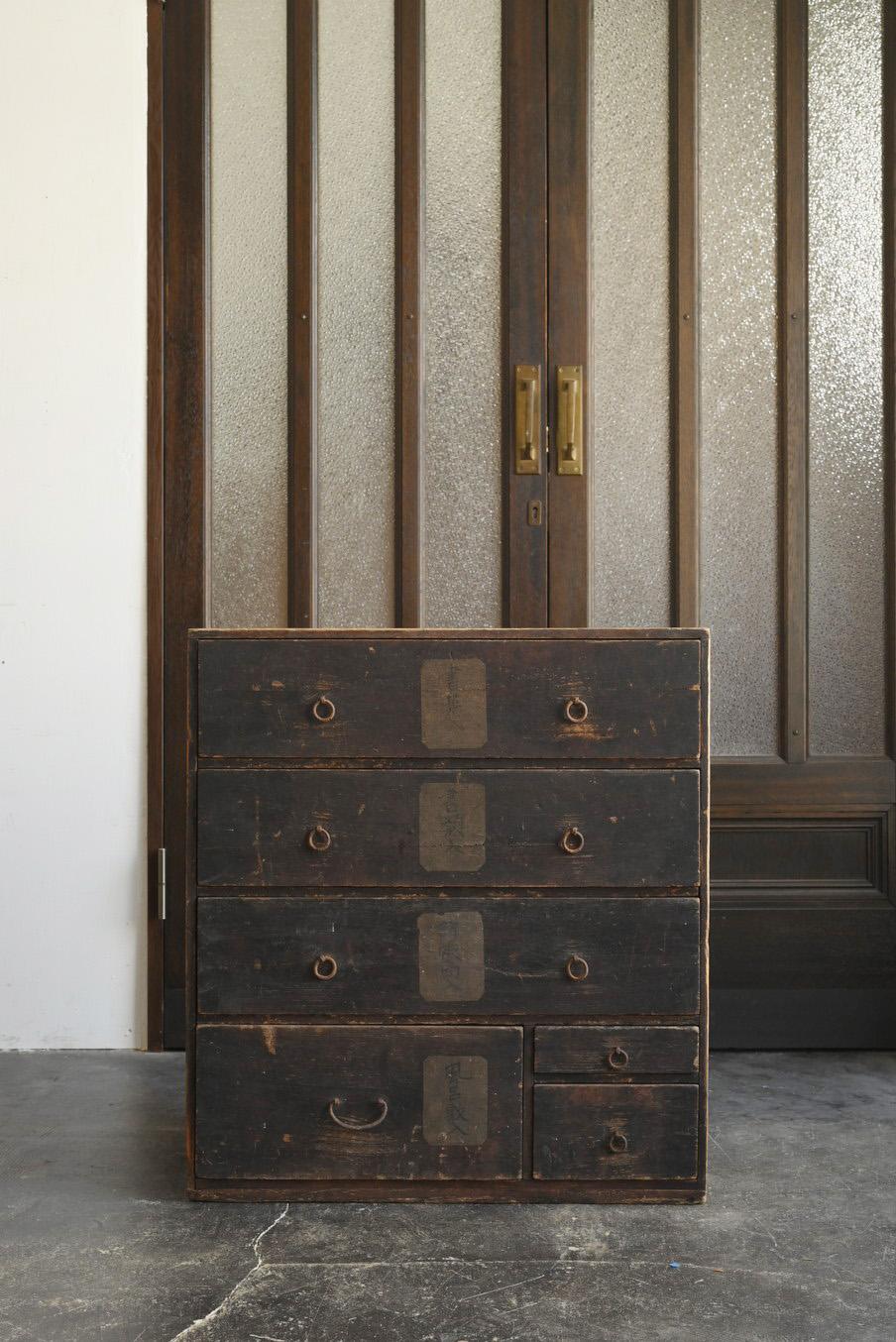 Japanese antique wooden drawer/1868-1920/Wabi-Sabi bedside chest/meiji-taisho For Sale 10