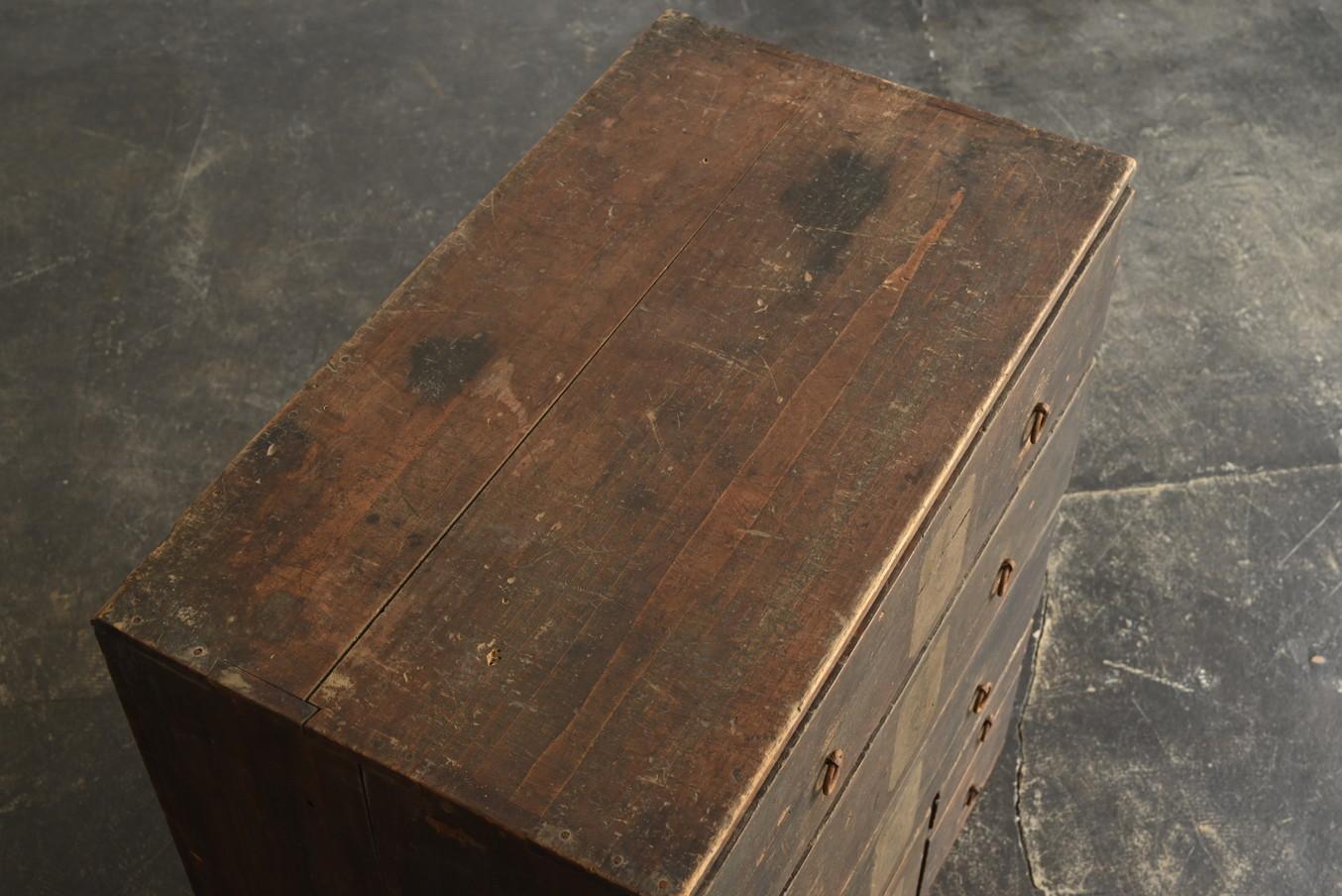 Japanese antique wooden drawer/1868-1920/Wabi-Sabi bedside chest/meiji-taisho For Sale 1