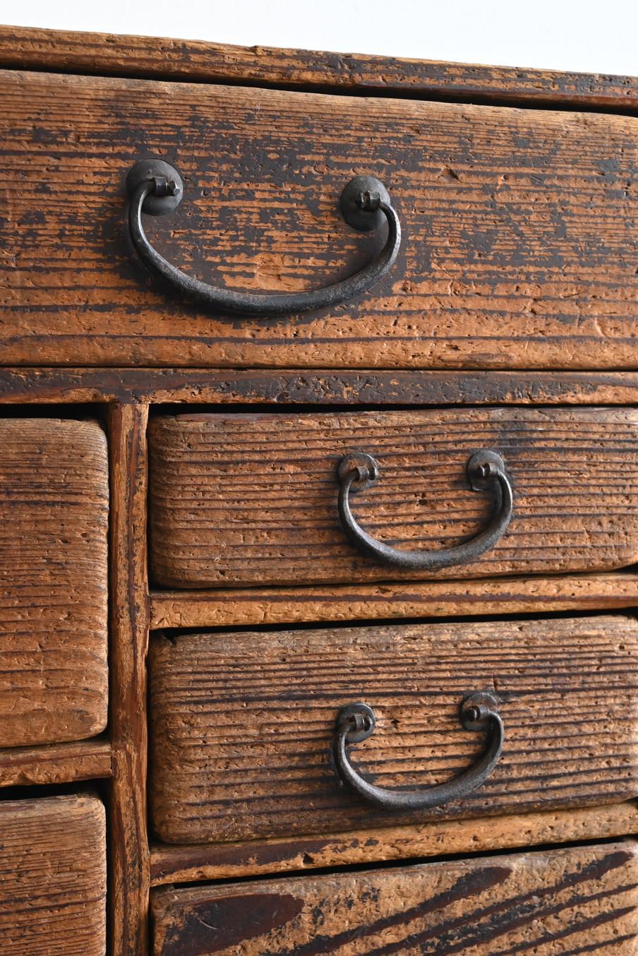Cassettiera antica giapponese in legno/1868-1920/scomparsa di gusto in vendita 2