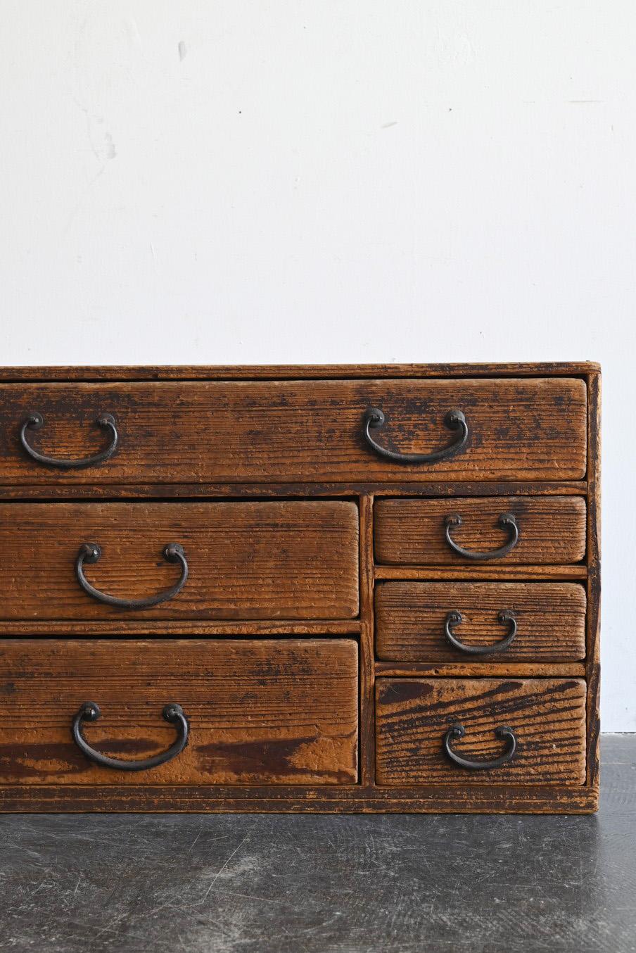 Cedro Cassettiera antica giapponese in legno/1868-1920/scomparsa di gusto in vendita