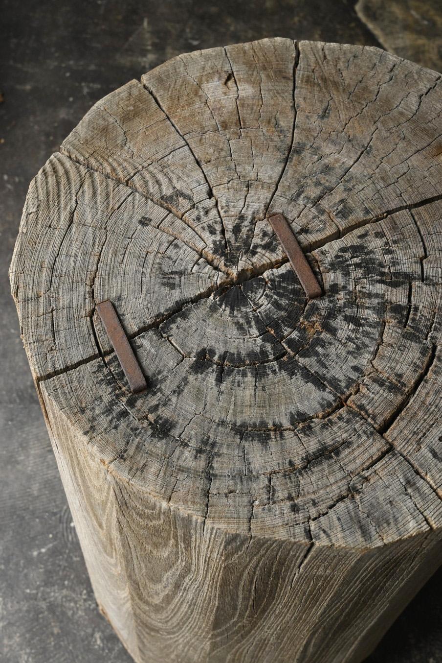 Japanese antique wooden high stool/20th century/Wabi-sabi chair For Sale 5