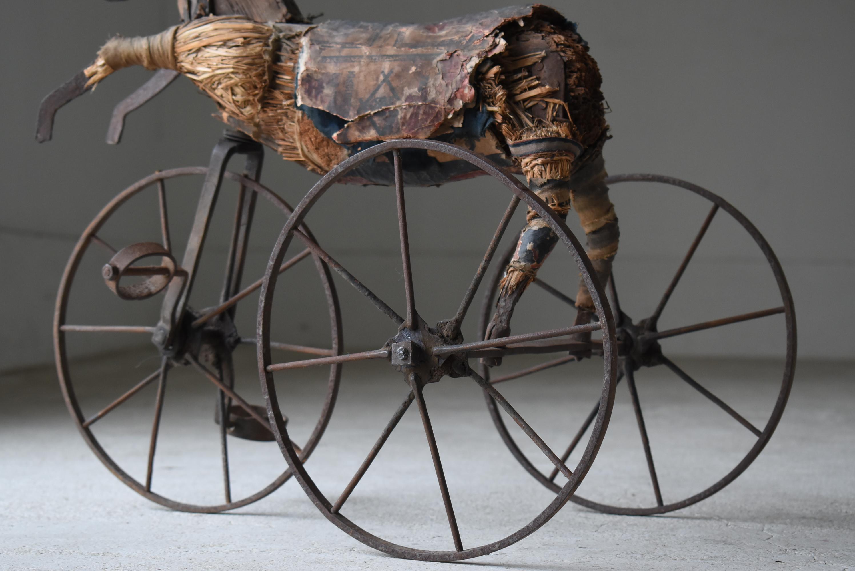 Japanese Antique Wooden Horse Tricycle 1860s-1900s / Sculpture Wabisabi  For Sale 1