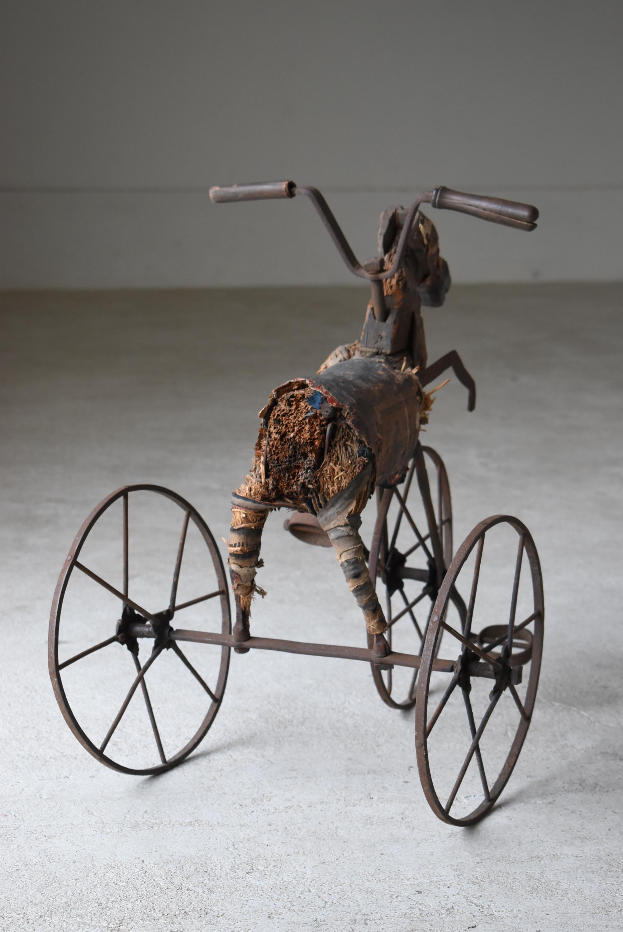 Japanese Antique Wooden Horse Tricycle 1860s-1900s / Sculpture Wabisabi  For Sale 3