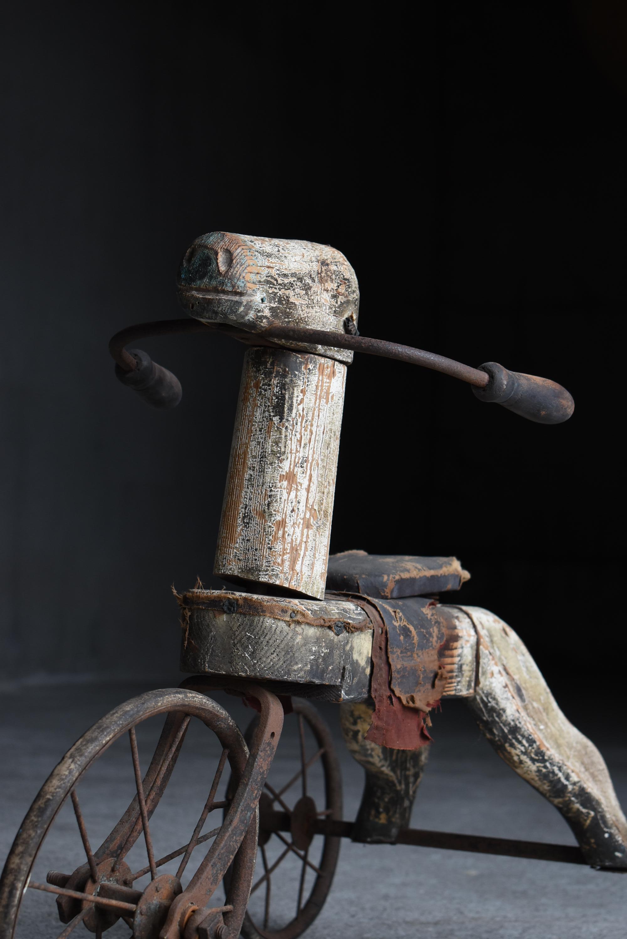 Tricycle japonais ancien en bois pour chevaux 1860s-1900s / Objects fors Wabi Sabi en vente 7