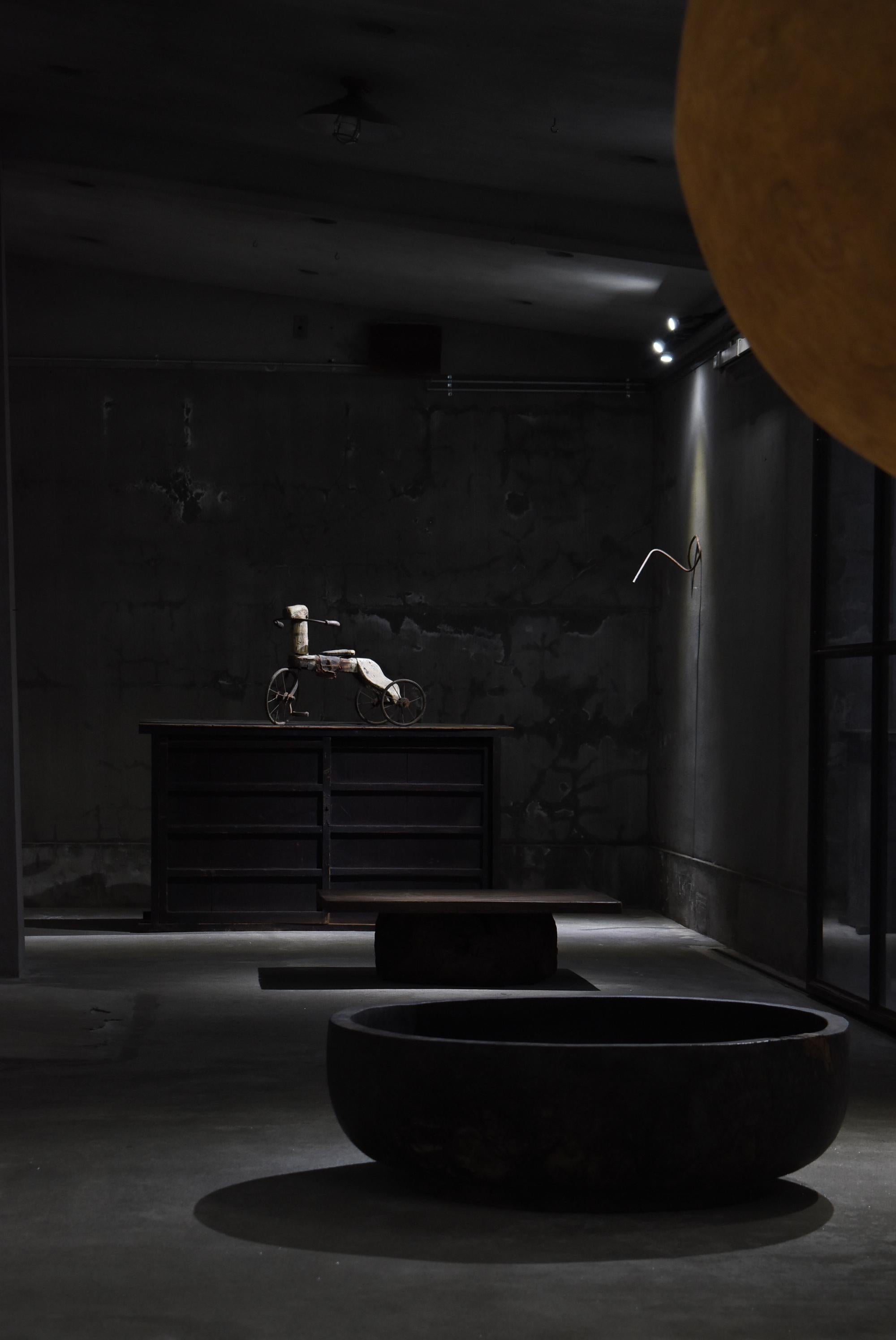 Tricycle japonais ancien en bois pour chevaux 1860s-1900s / Objects fors Wabi Sabi en vente 11