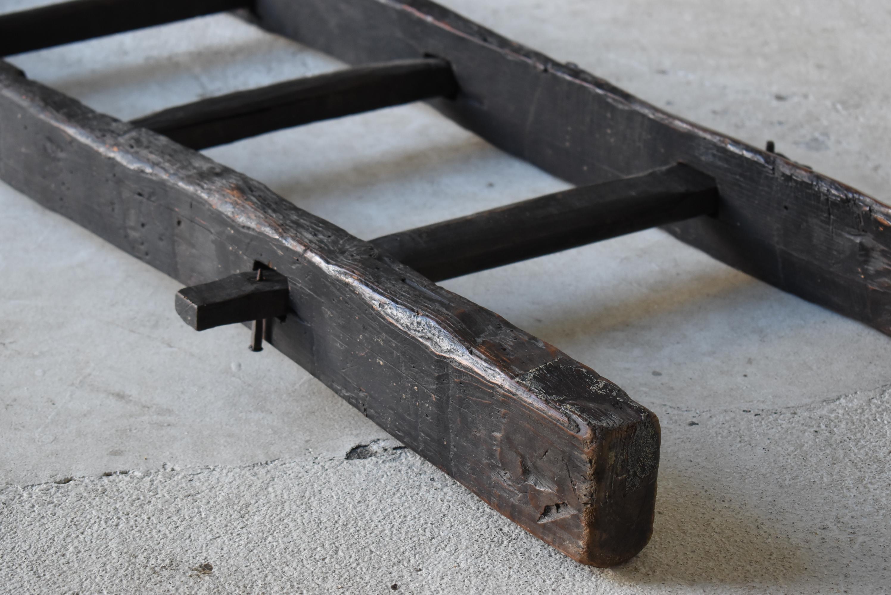 Cedar Japanese Antique Wooden Ladder 1800s-1860s / Wabi Sabi Primitive Mingei Object