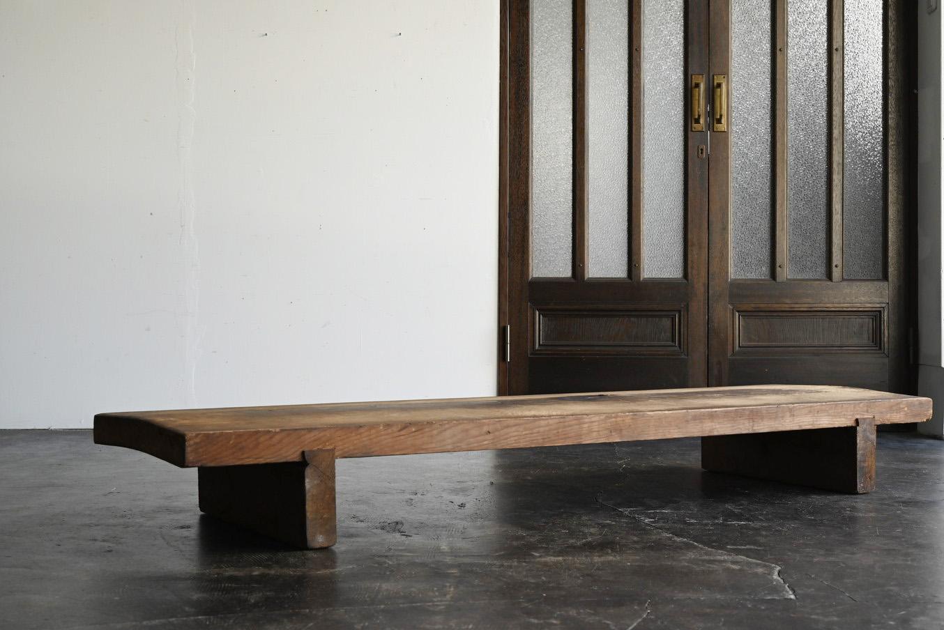 Japanese antique wooden low table/1867/Late Edo period/Wabisabi table/Folk art In Good Condition In Sammu-shi, Chiba