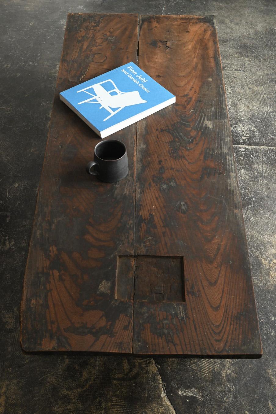 Japanischer antiker niedriger japanischer Holztisch aus Holz/