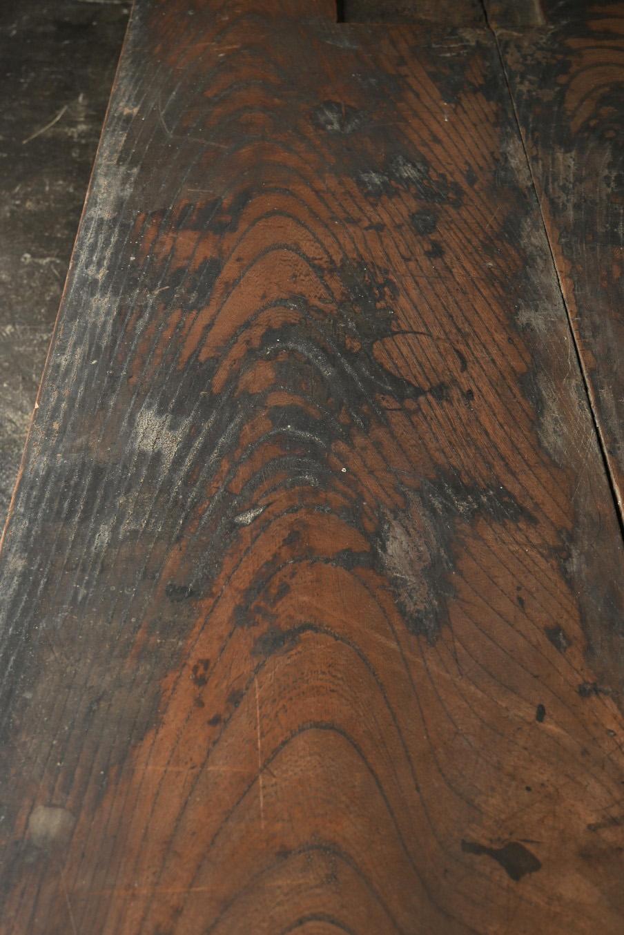 Japanischer antiker niedriger japanischer Holztisch aus Holz/