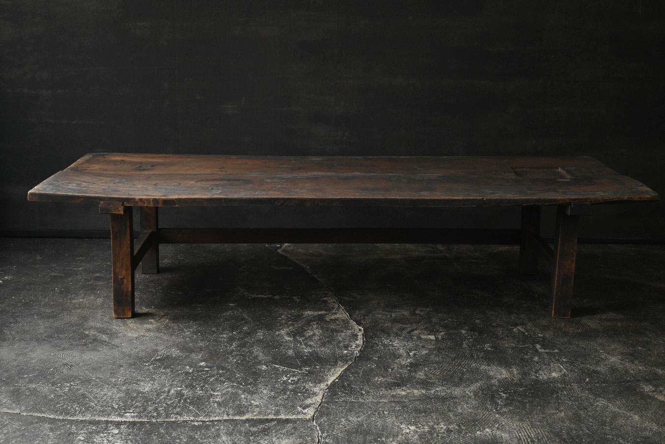 Japanischer antiker niedriger japanischer Holztisch aus Holz/