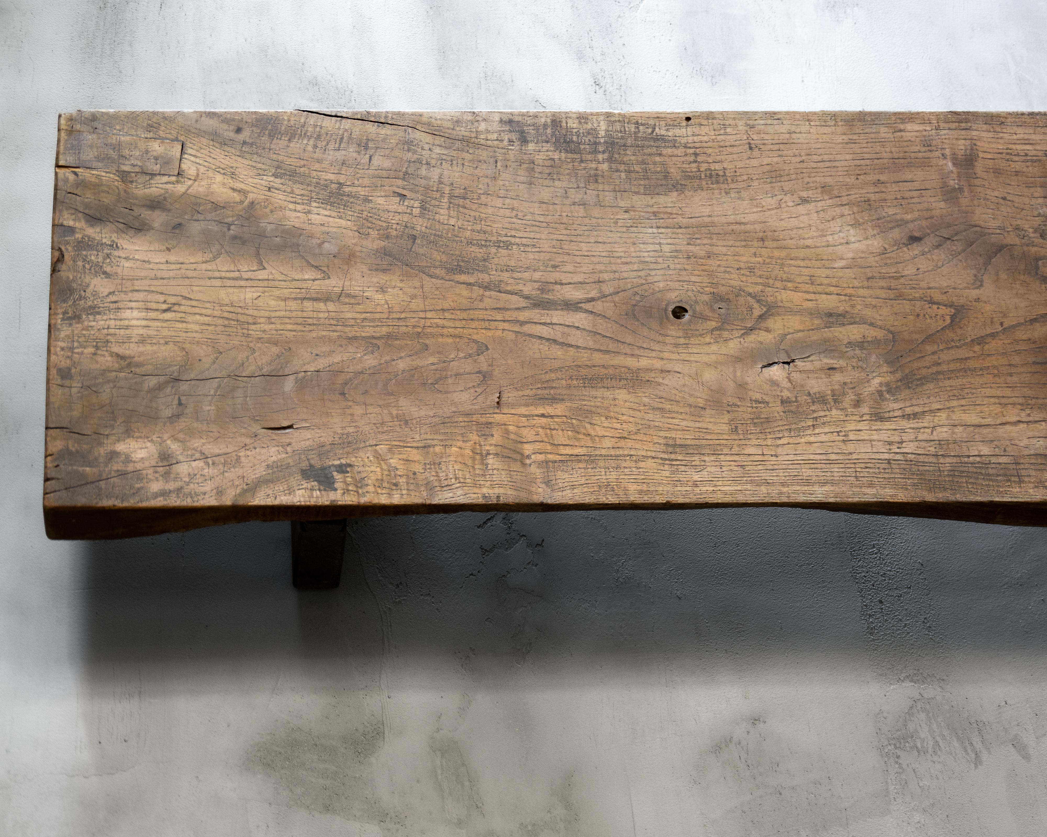 Table basse ancienne japonaise en bois (Tachidai), fin Meiji (1890s-1912) en vente 6