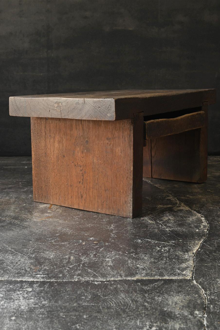 Antico tavolo basso giapponese in legno/banco da lavoro usato dagli artigiani/sgabello/20° secolo 3