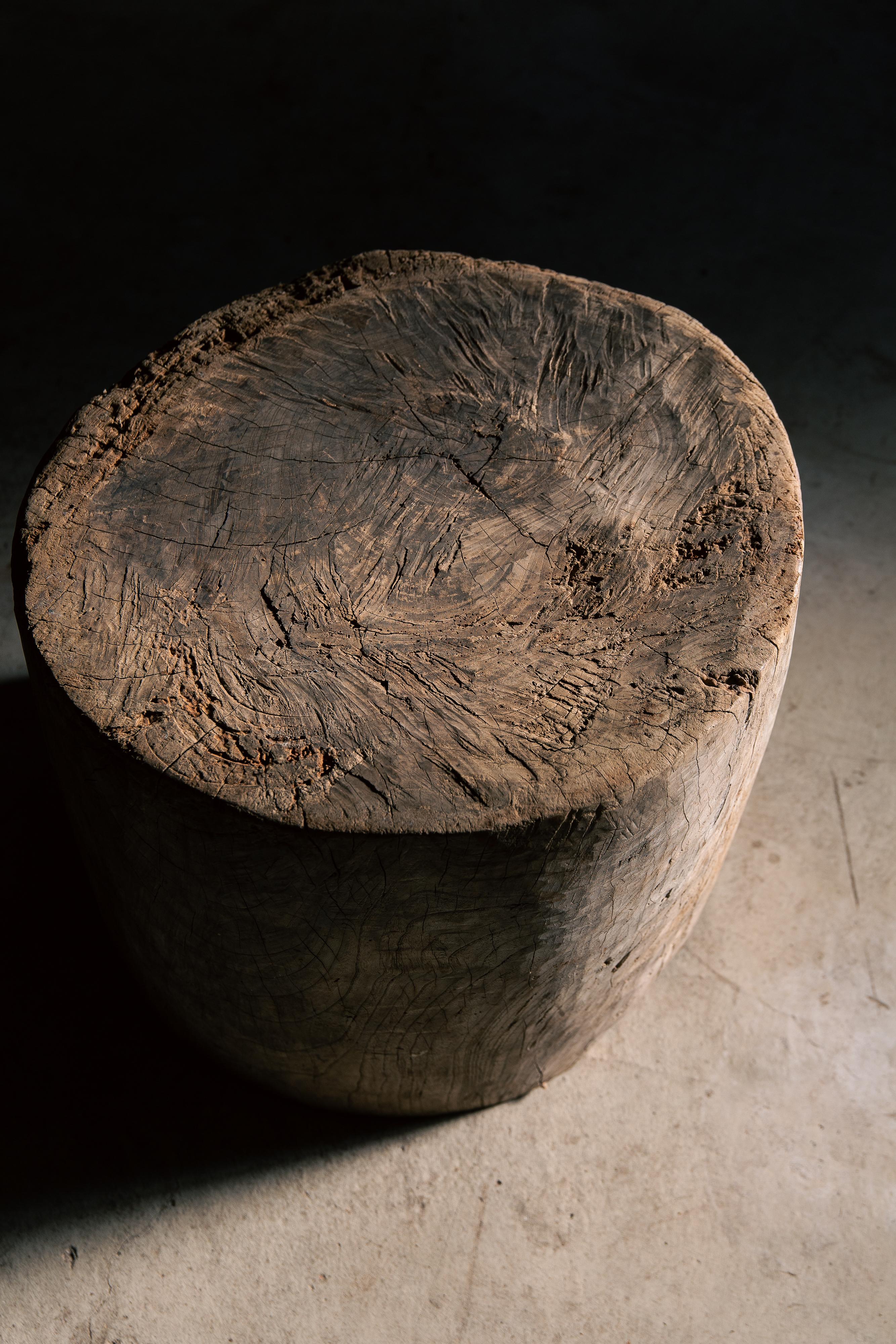 Japanese antique wooden mortar. side table or coffee table. wabi sabi For Sale 7