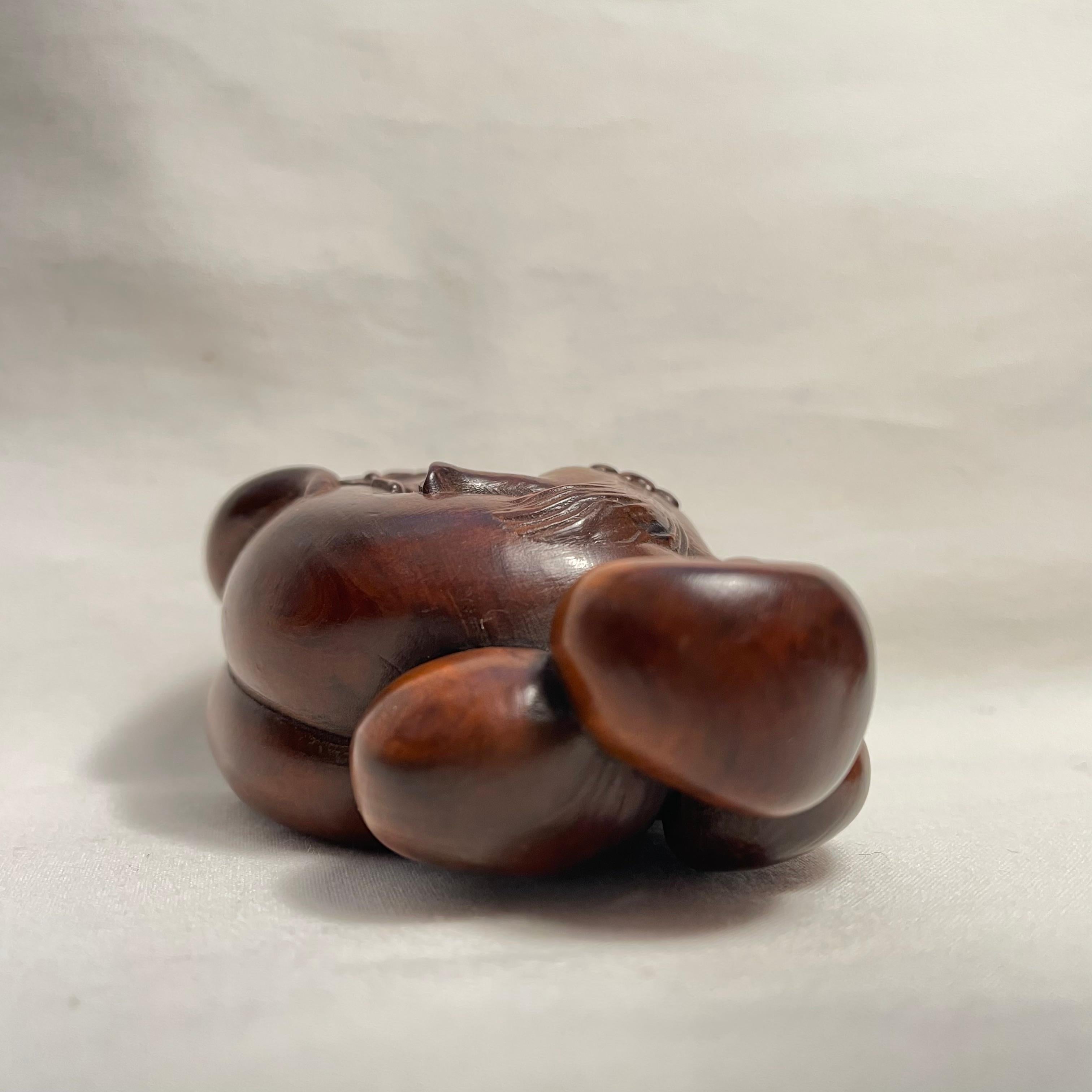 Japanese Antique Wooden Netsuke 'Buffalo' 1920s Taisho In Fair Condition For Sale In Paris, FR
