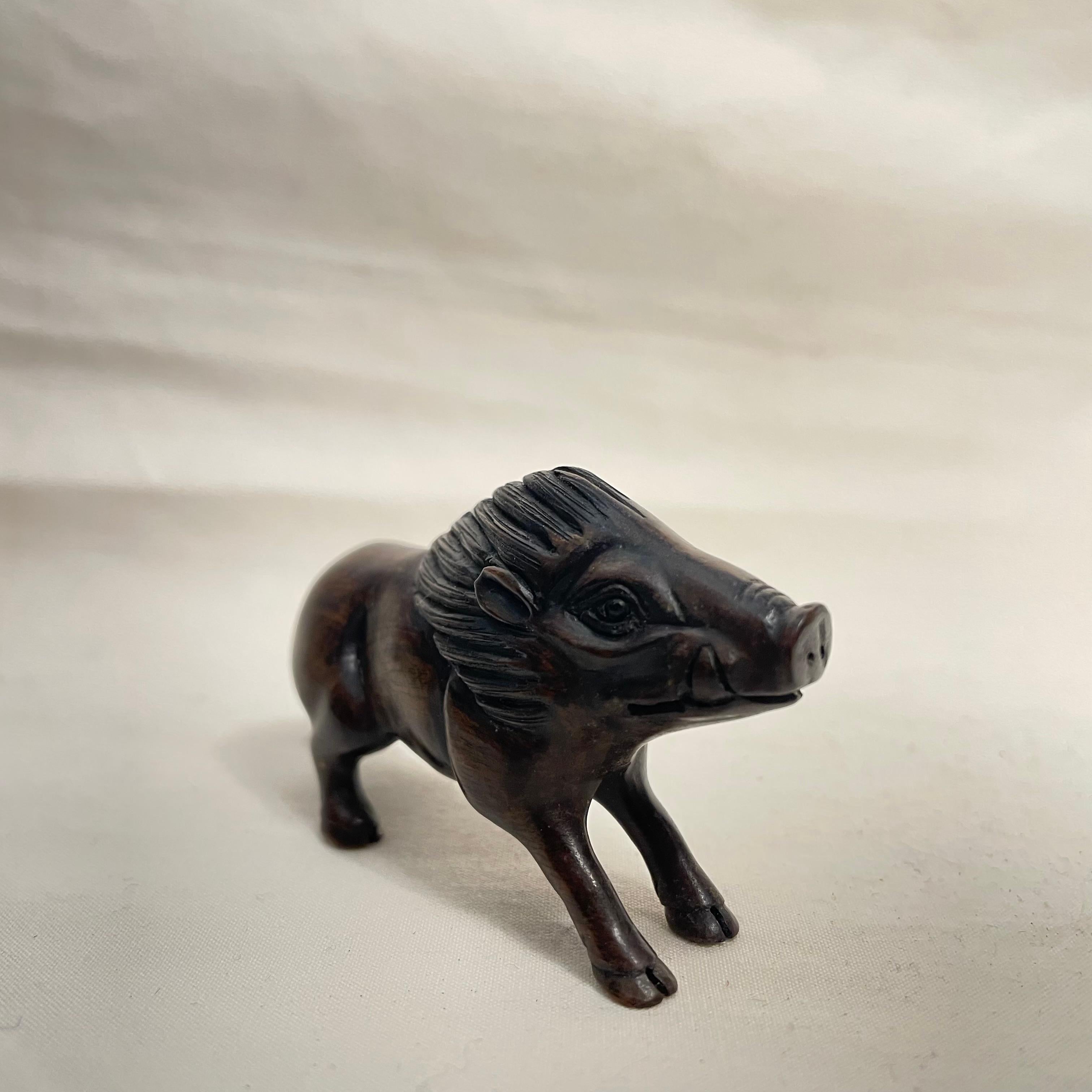 Early 20th Century Japanese Antique Wooden Netsuke Charme 'Wild Pig' 1920s Taisho