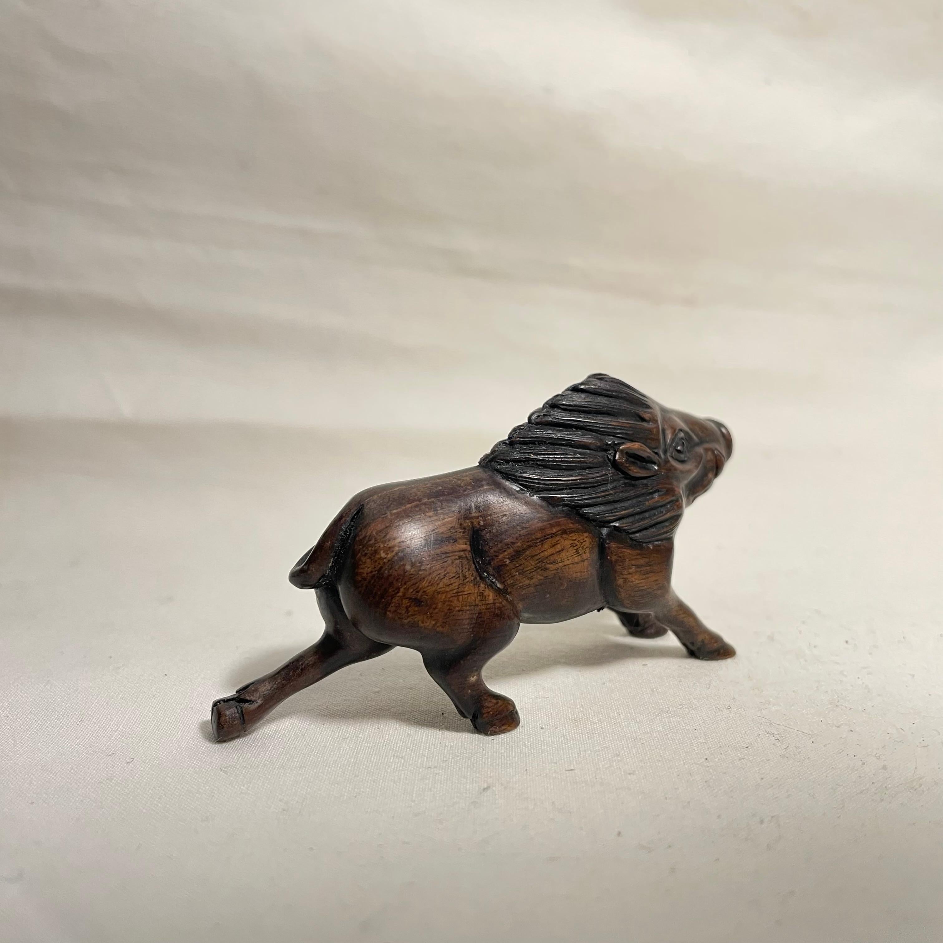 Japanese Antique Wooden Netsuke Charme 'Wild Pig' 1920s Taisho 1