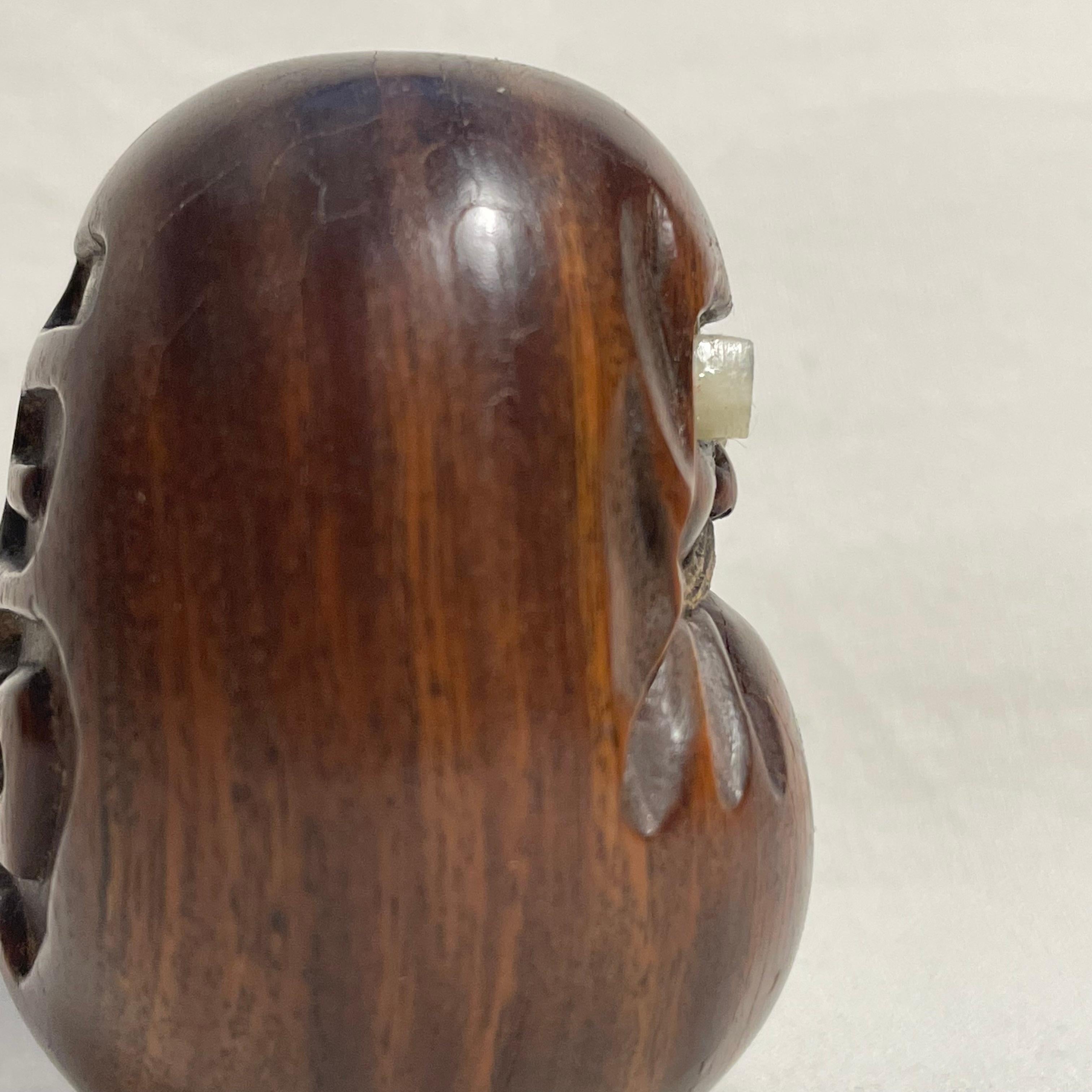 Bois Netsuke Daruma japonais ancien en bois des années 1920, ère Taisho