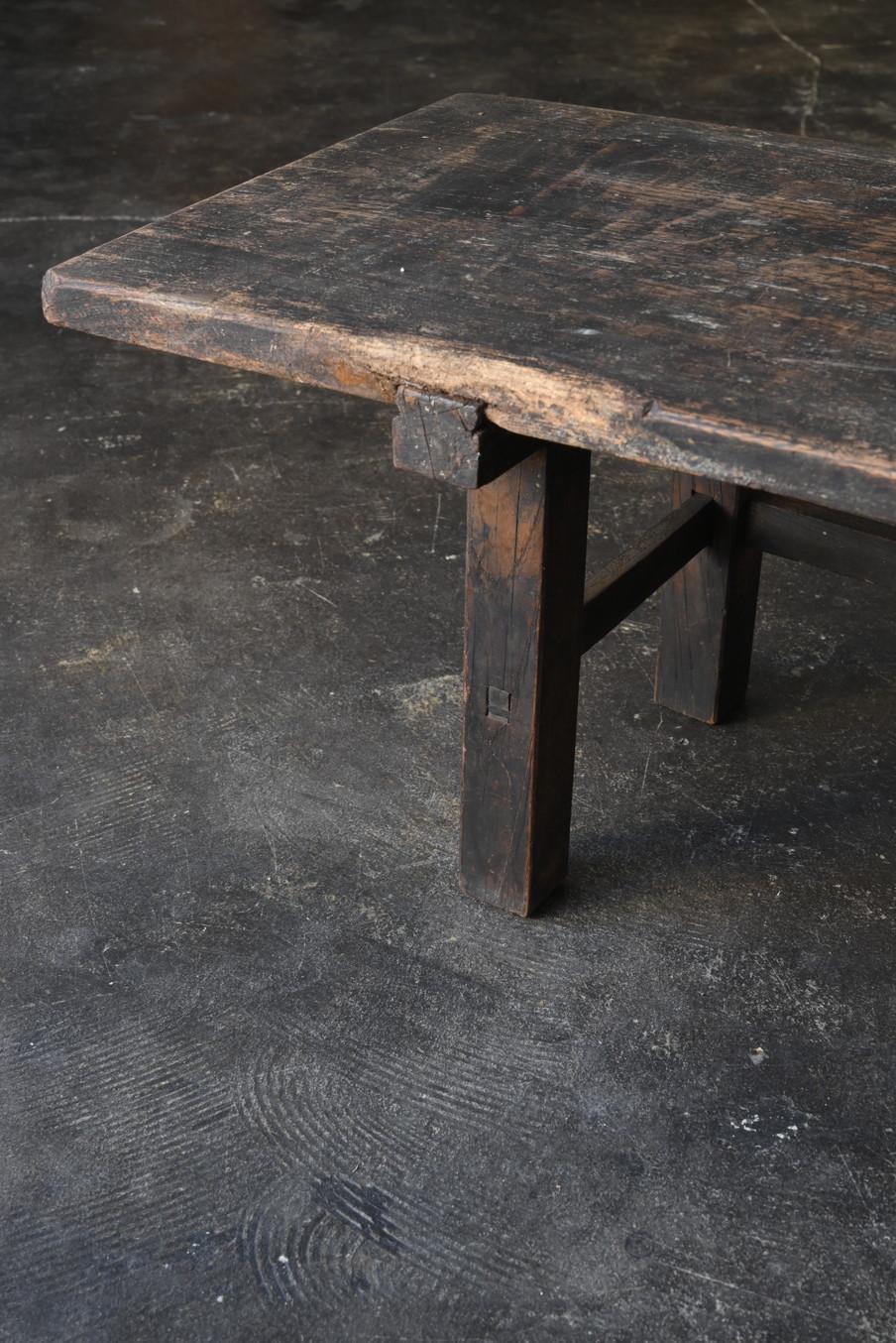 Japanese antique wooden small low table/1868-1920/coffee table For Sale 2
