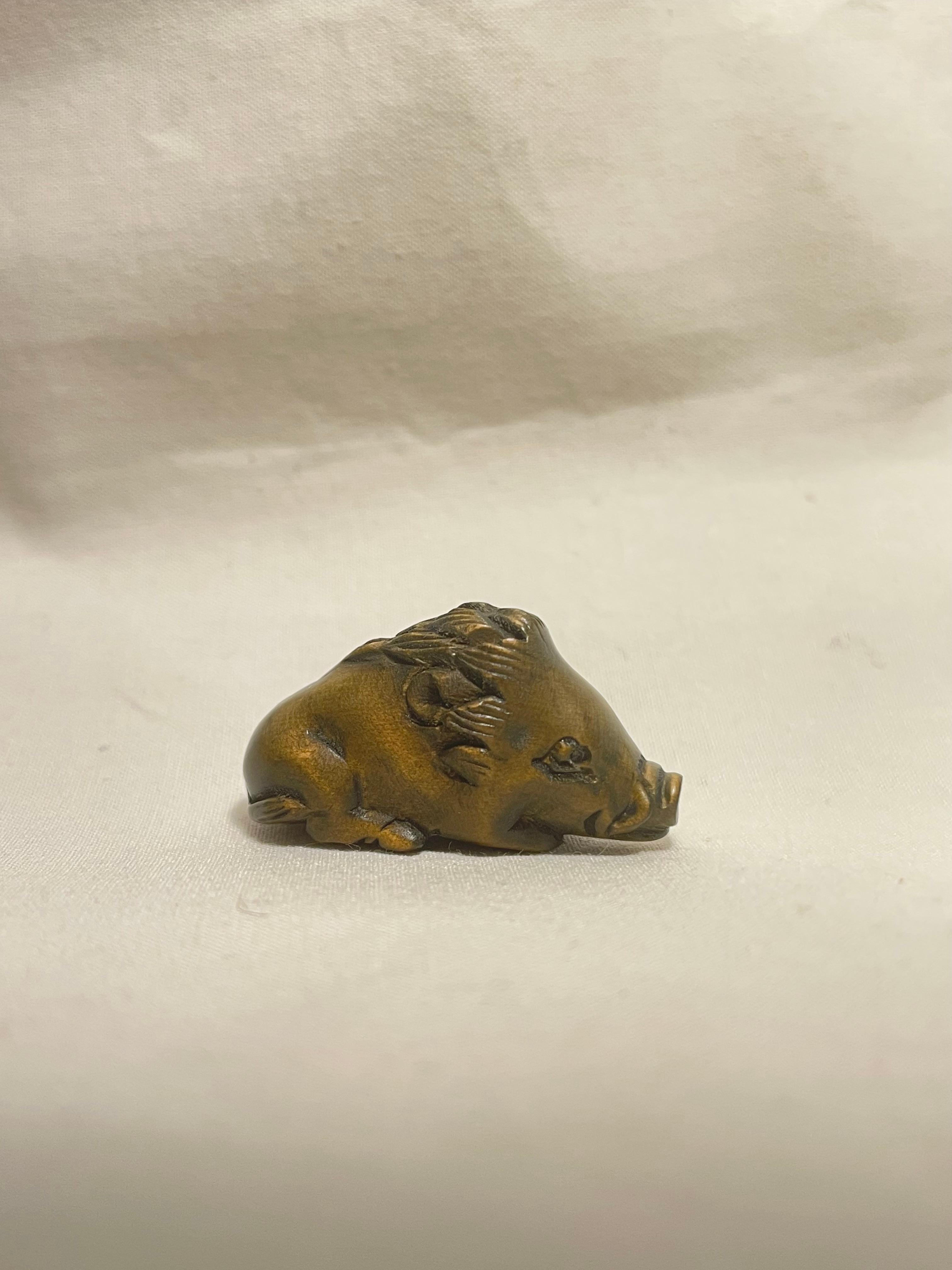 Hand-Carved Japanese Antique Wooden Small Netsuke 'Laying Wild Boar' 1960s For Sale