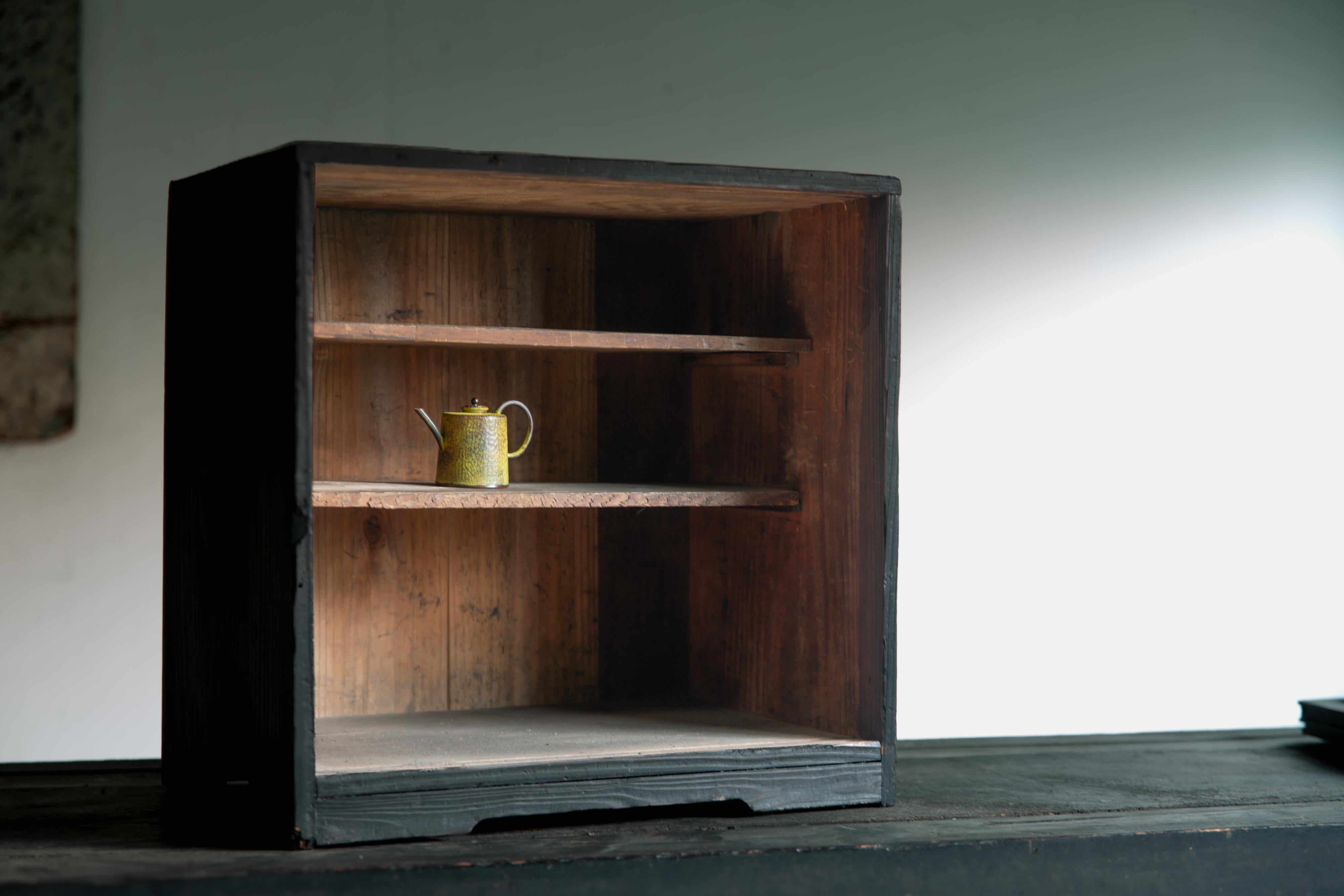 Japanese antique wooden small tansu cabinet box, 1860s-1920s wabi sabi For Sale 2