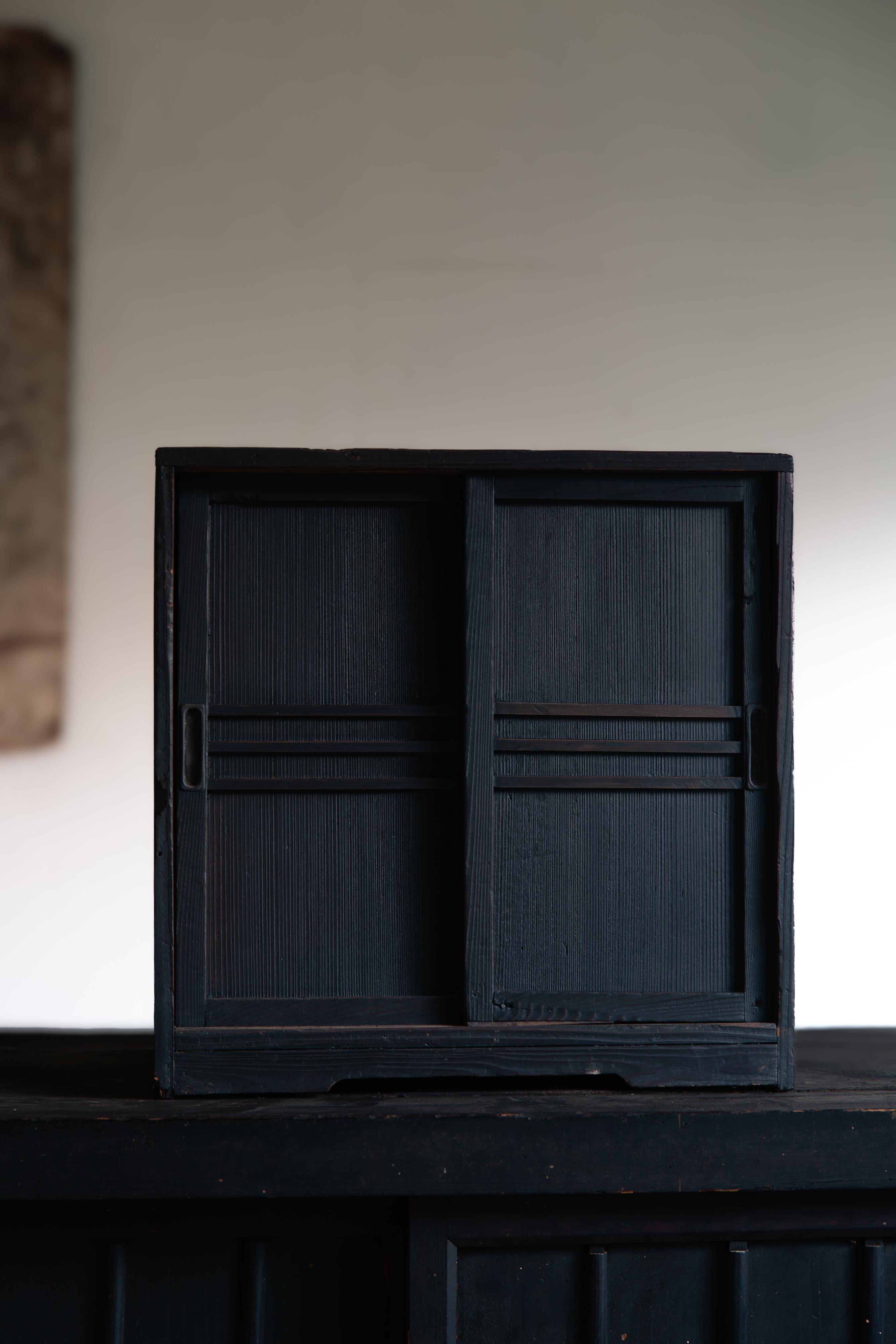 Vegetable Dyed Japanese antique wooden small tansu cabinet box, 1860s-1920s wabi sabi For Sale