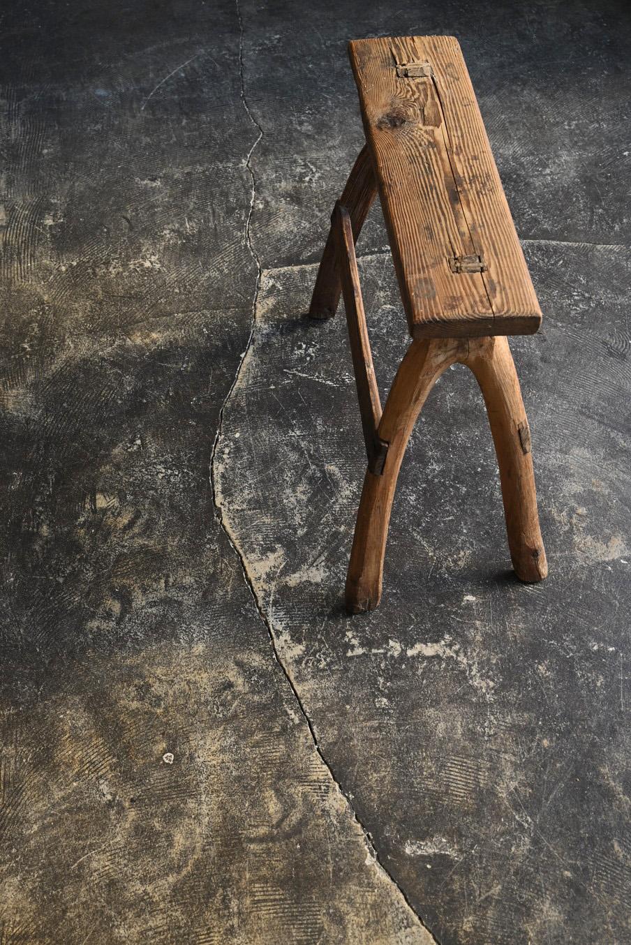Japanese antique wooden stool/1868-1920/farmer's tools/