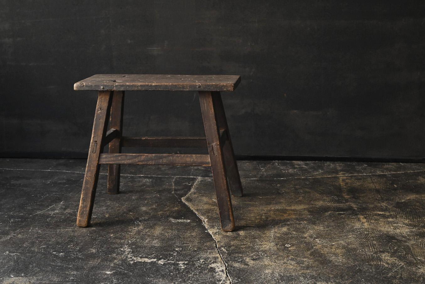 Japanese antique wooden stool/1900-1920/small chair For Sale 5