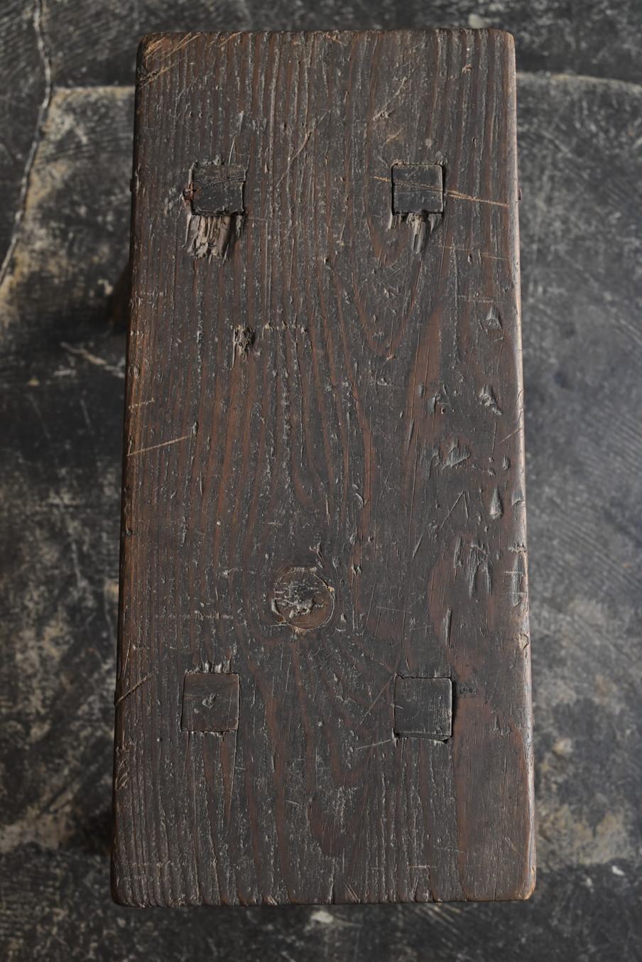 Japanese antique wooden stool/1900-1920/small chair For Sale 1
