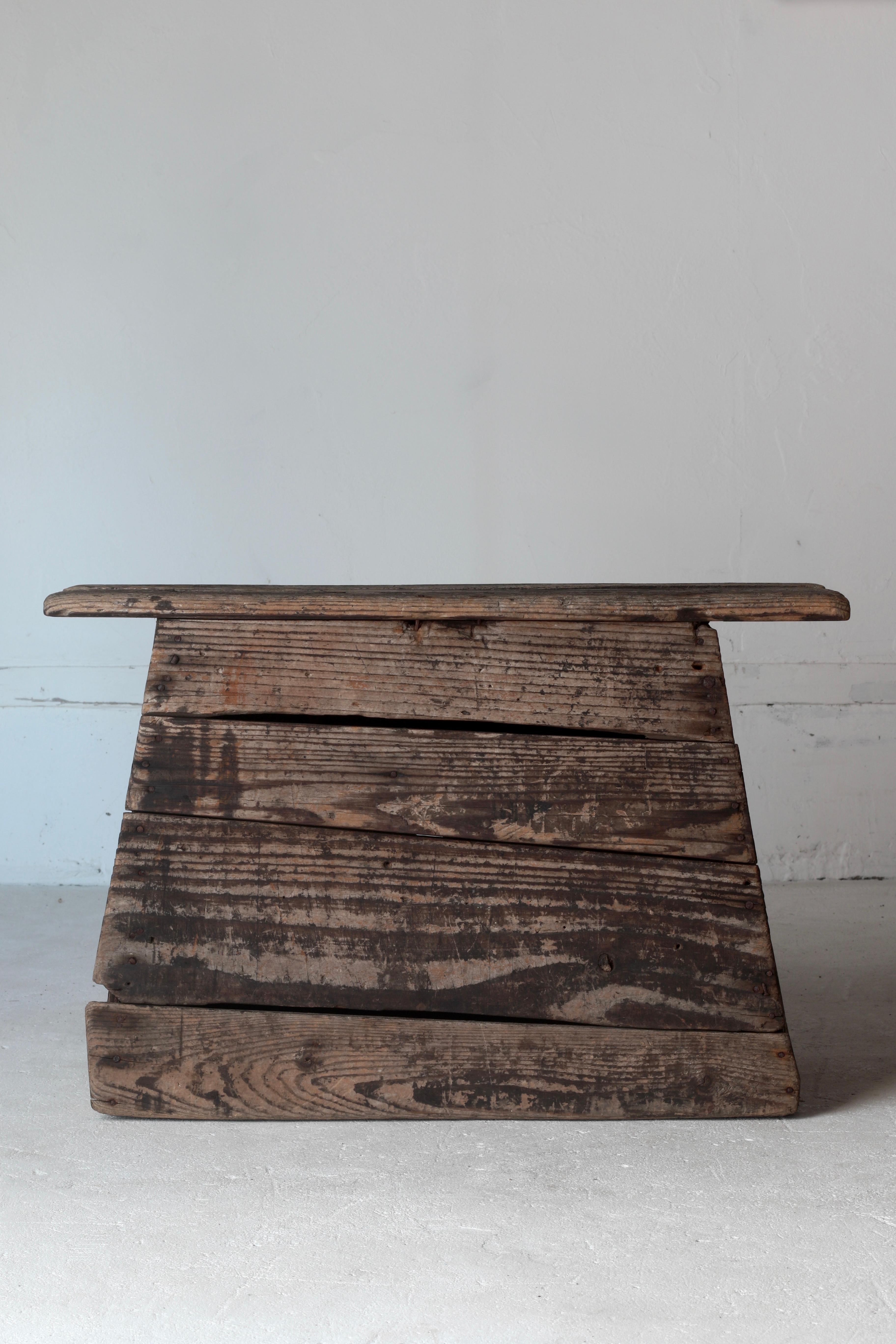 Japanese Antique Wooden Stool / Chair Stepping Stone / 1868-1912s / Wabi-Sabi For Sale 1