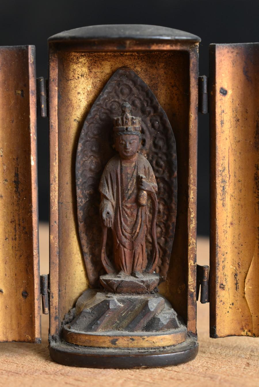 Japanese antique wooden very small Buddha statue/Edo/circa 18th century In Good Condition In Sammu-shi, Chiba