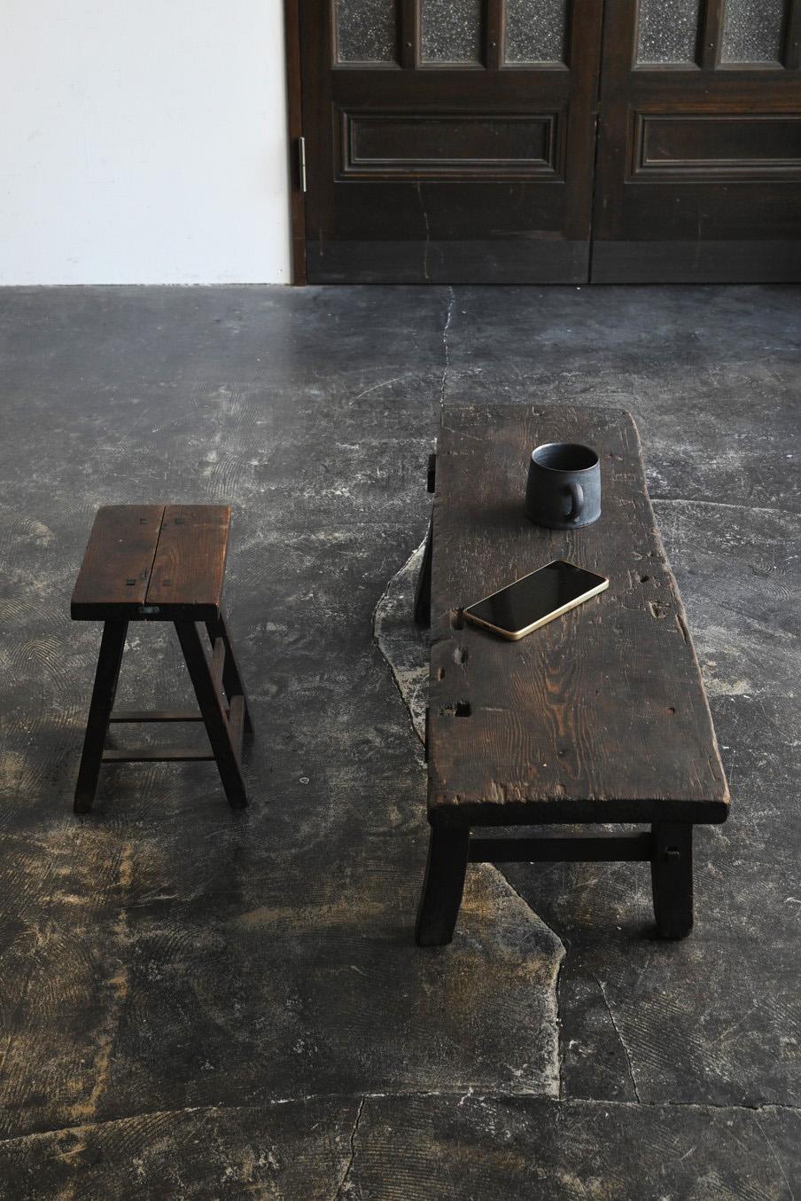 Japanese antique wooden wabi-sabi low table / 1850-1912 / 